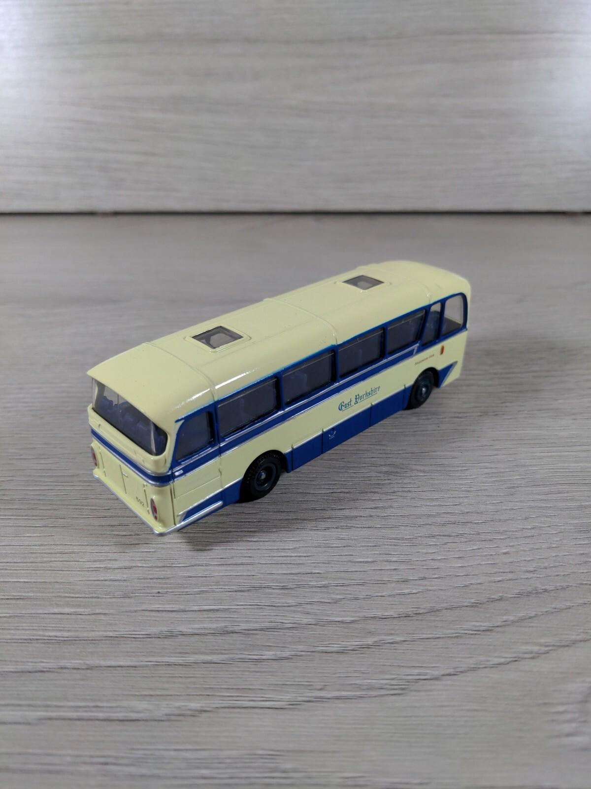 Exclusive First Editions Cavalier Coach East Yorkshire 12102 1:76