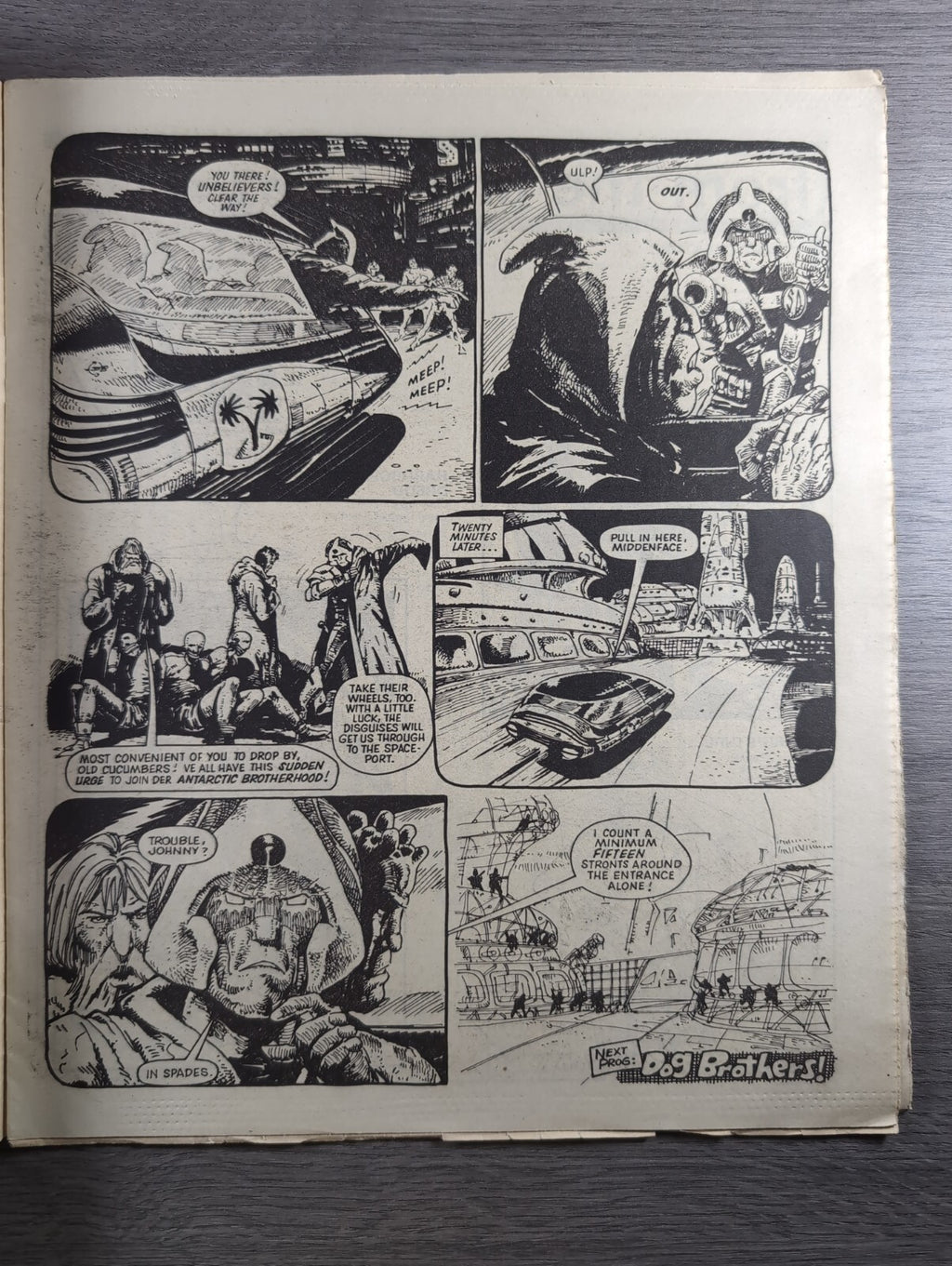 2000AD Prog 372 Featuring Judge Dredd Comic 9th June 1984 Vintage Retro Comic