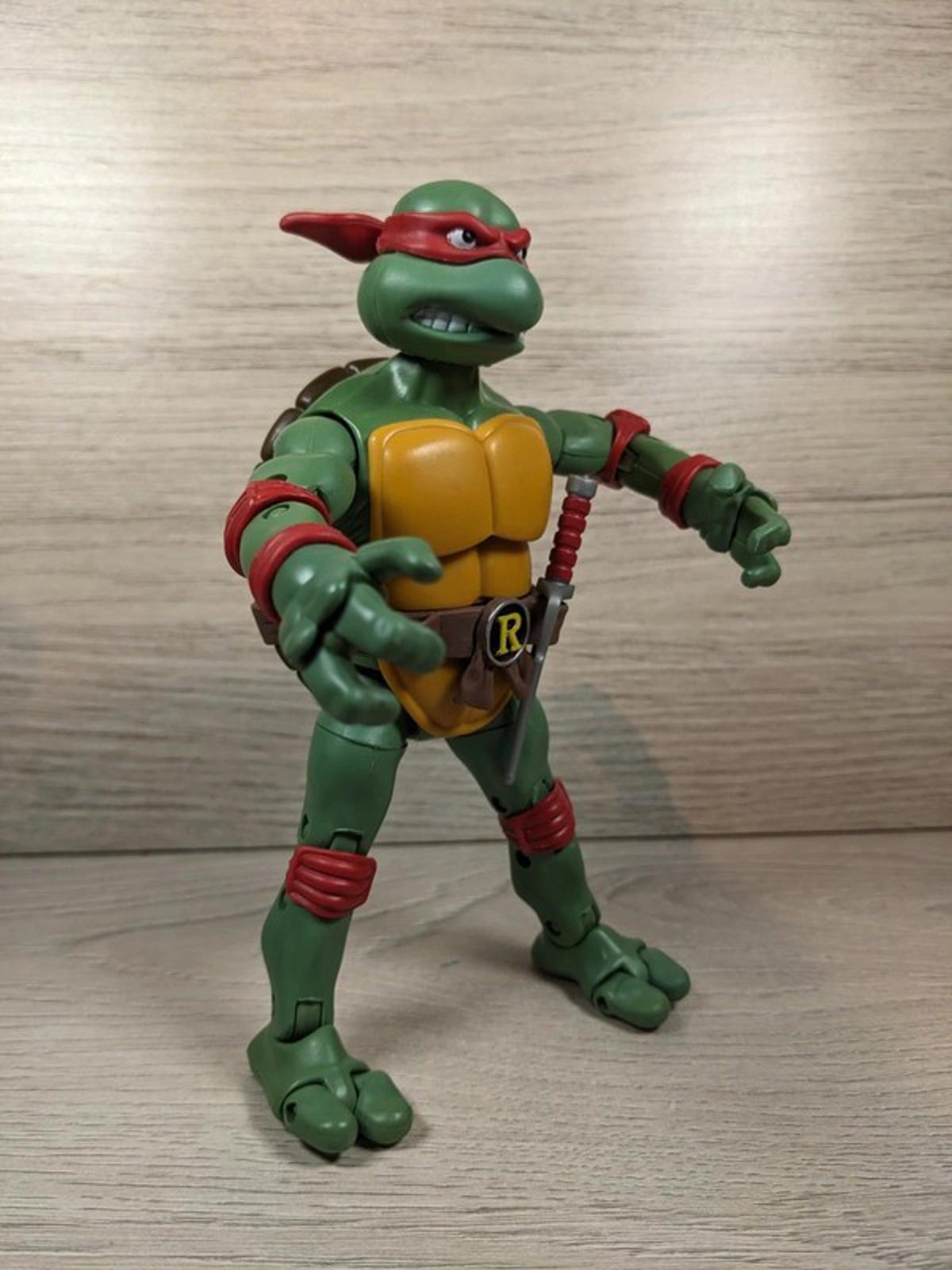 Teenage Mutant Ninja Turtle Figure Playmates 16cm Tall