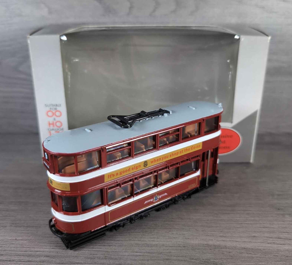 Exclusive First Editions EFE Leeds Transport C.W.S Tram 13402 Die-Cast Model