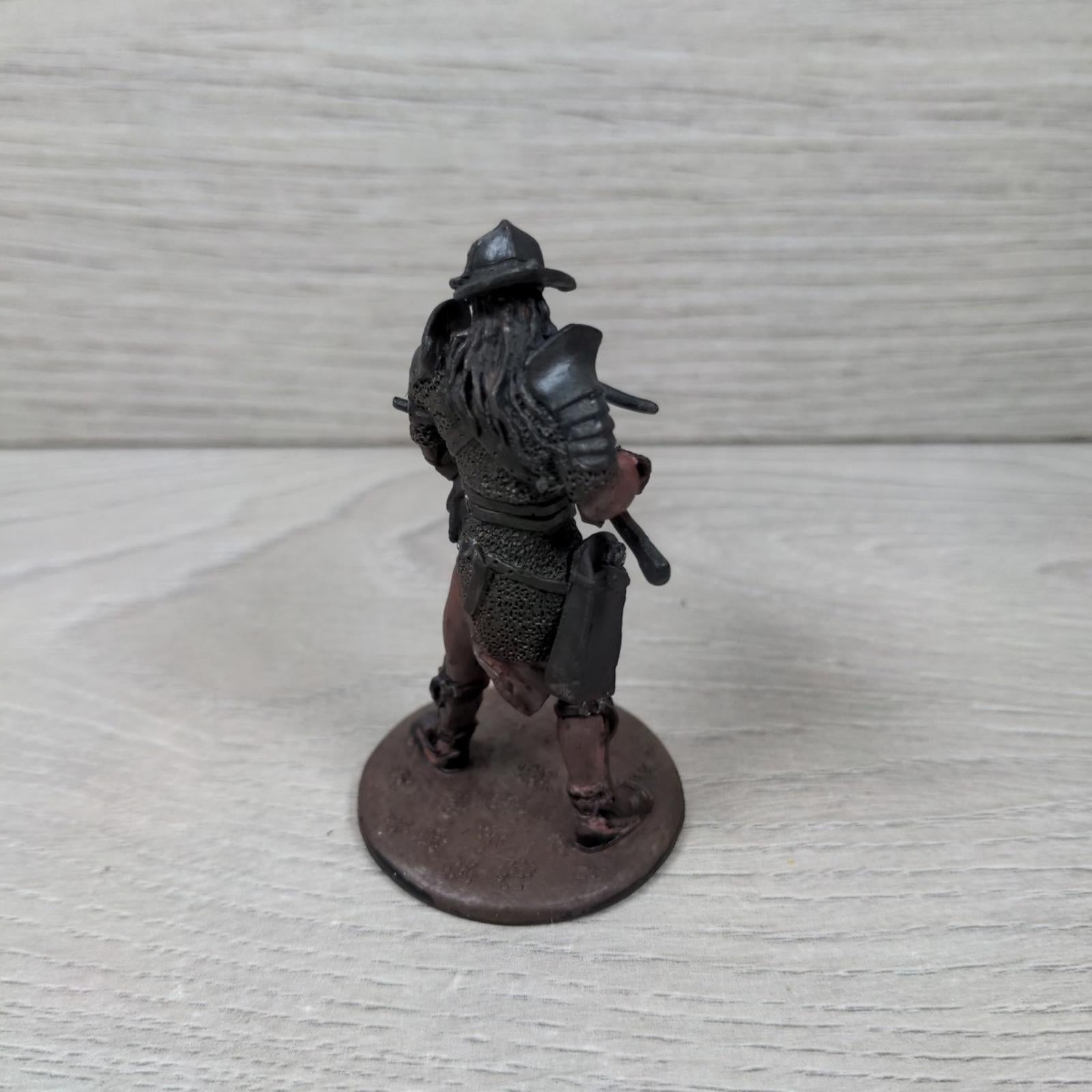 Eaglemoss Crossbow Uruk-Hai Lord of the Rings Collectors Models Metal Figure