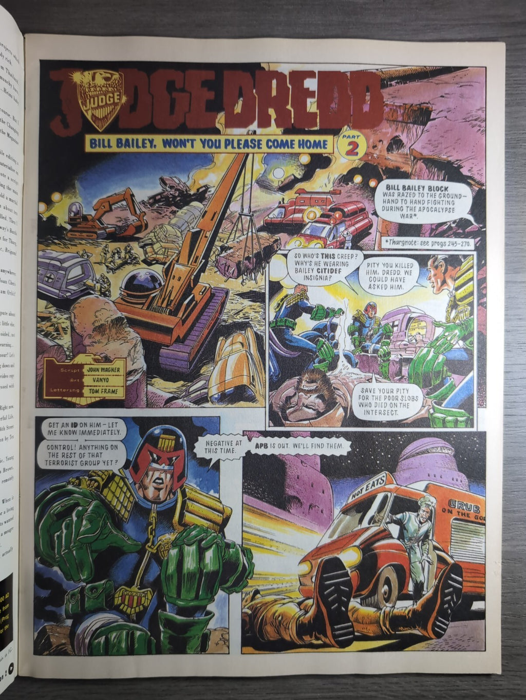 2000AD Prog 724 Featuring Judge Dredd Comic 30th March 1991 Vintage Retro Comic