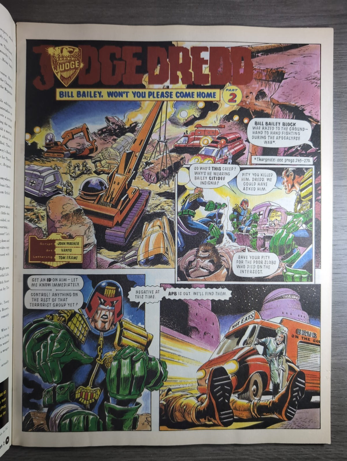2000AD Prog 724 Featuring Judge Dredd Comic 30th March 1991 Vintage Retro Comic
