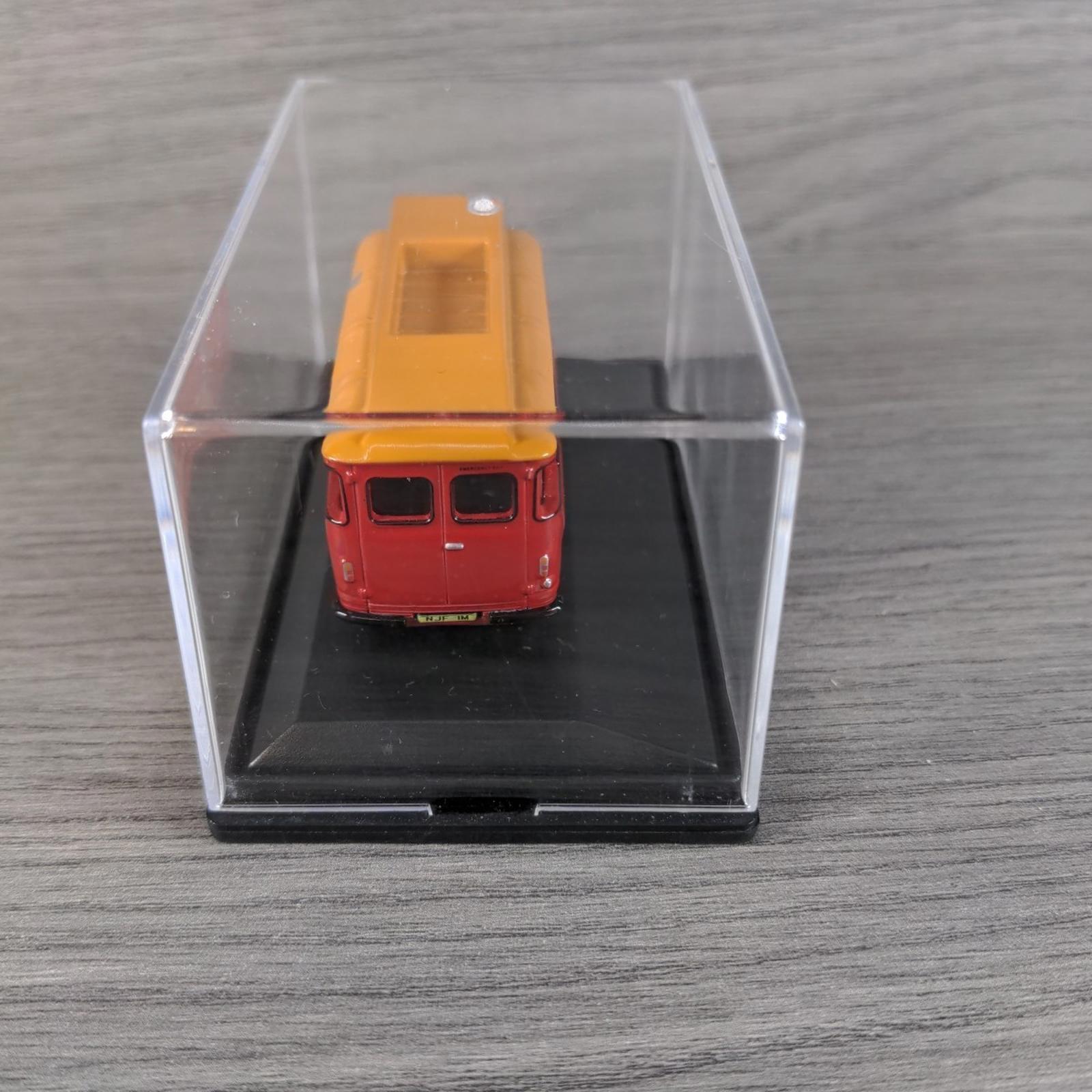 Oxford Commercials Royal Mail Commer PB Postbus 1:76 Scale Die-Cast Model