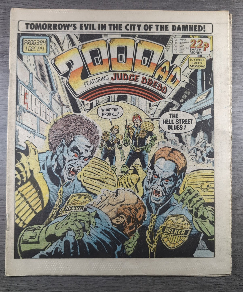 2000AD Prog 394 Featuring Judge Dredd Comic 1st Dec 1984 Vintage Retro Comic