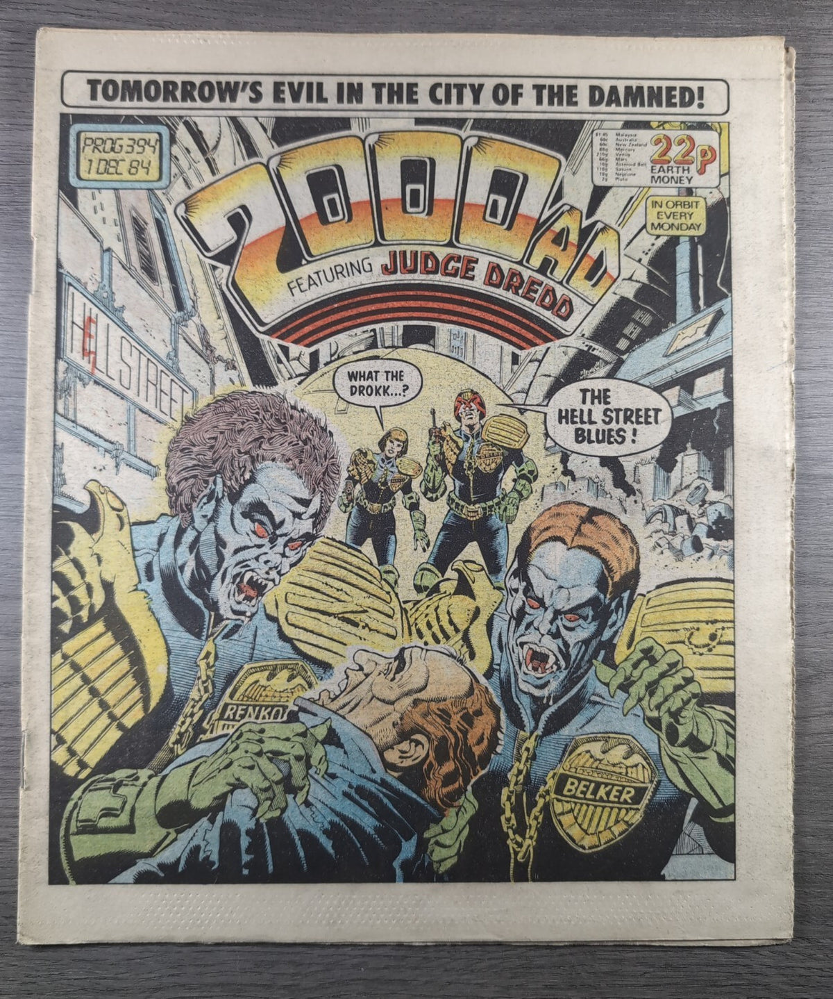 2000AD Prog 394 Featuring Judge Dredd Comic 1st Dec 1984 Vintage Retro Comic