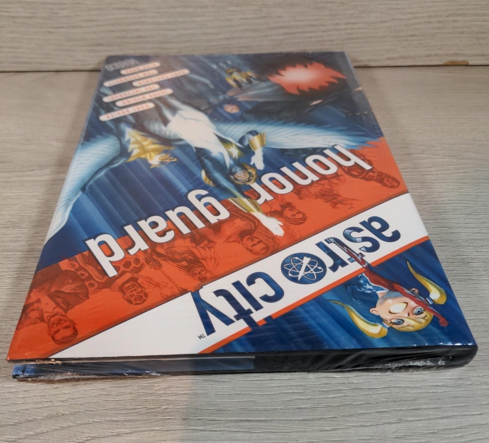 Astro City Vol 13 Honor Guard HC by Kurt Busiek Hardback Graphic Novel 2016 - Retrorama UK