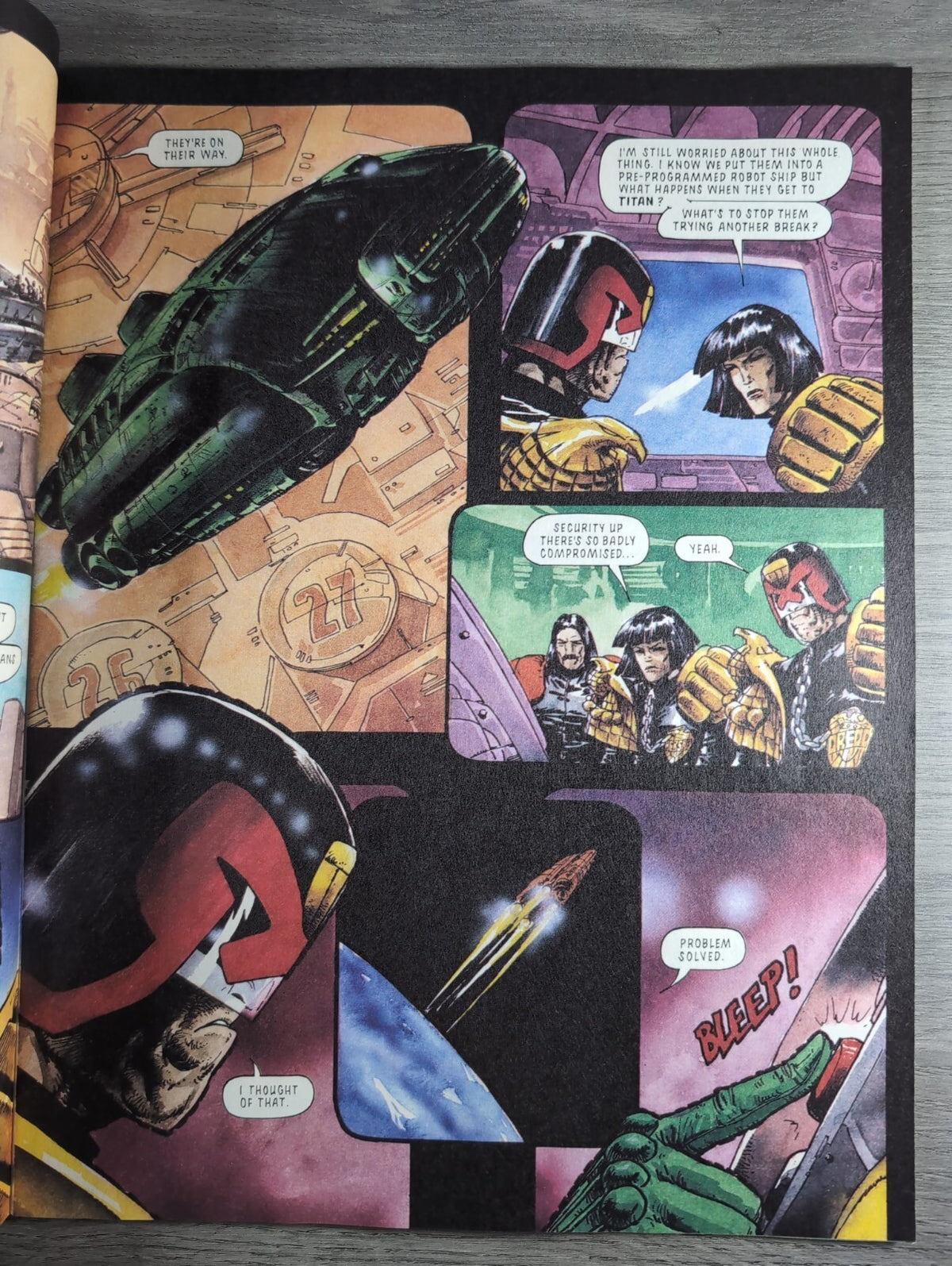 2000AD Prog 853 Featuring Judge Dredd Comic 18th Sept 1993 Vintage Retro Comic