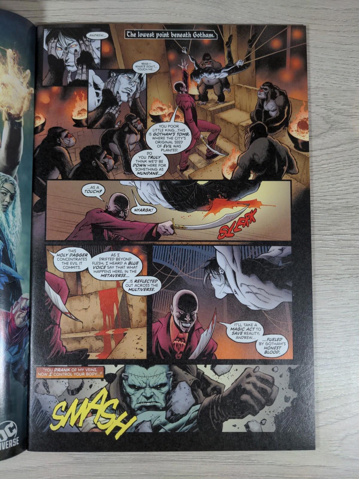 DC Universe: Gotham City Monsters Comic Issue No 3 Battle With Batwoman - 2019 - Retrorama UK