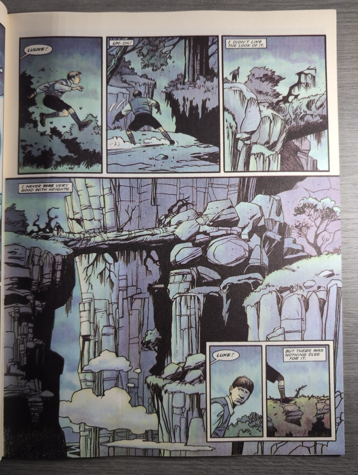 2000AD Prog 885 Featuring Judge Dredd Comic 29th April 1994 Vintage Retro Comic