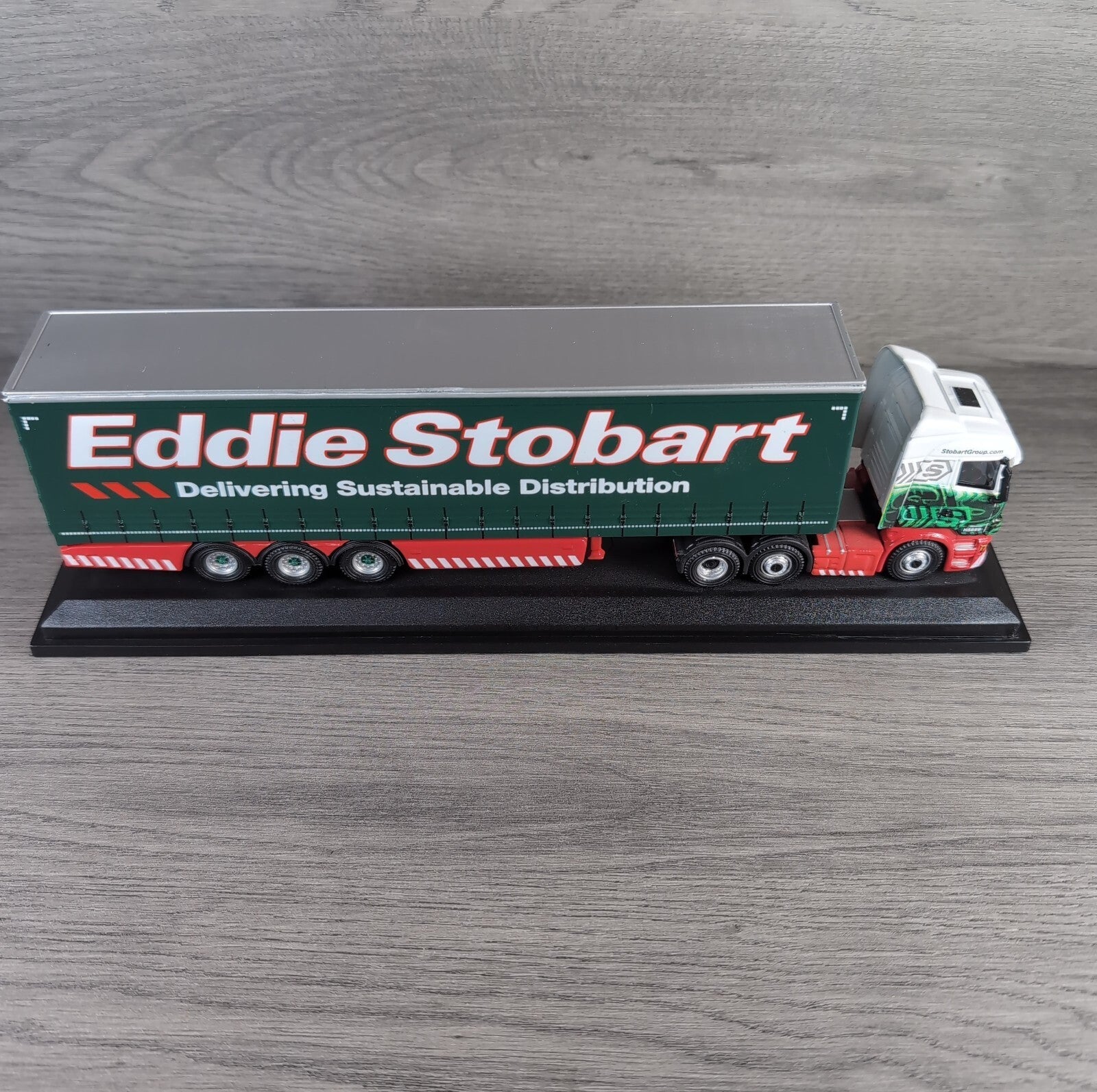 Atlas Editions Eddie Stobart Scania Highline Curtainside Adrienne H5699 1:76