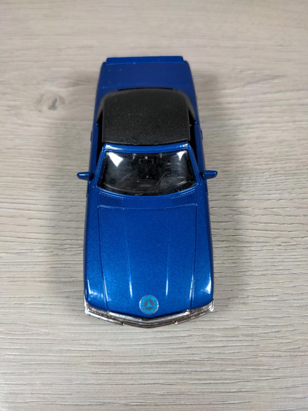 Shell Garage Classic Sports Car Collection Mercedes Benz 500 SL  Diecast Car
