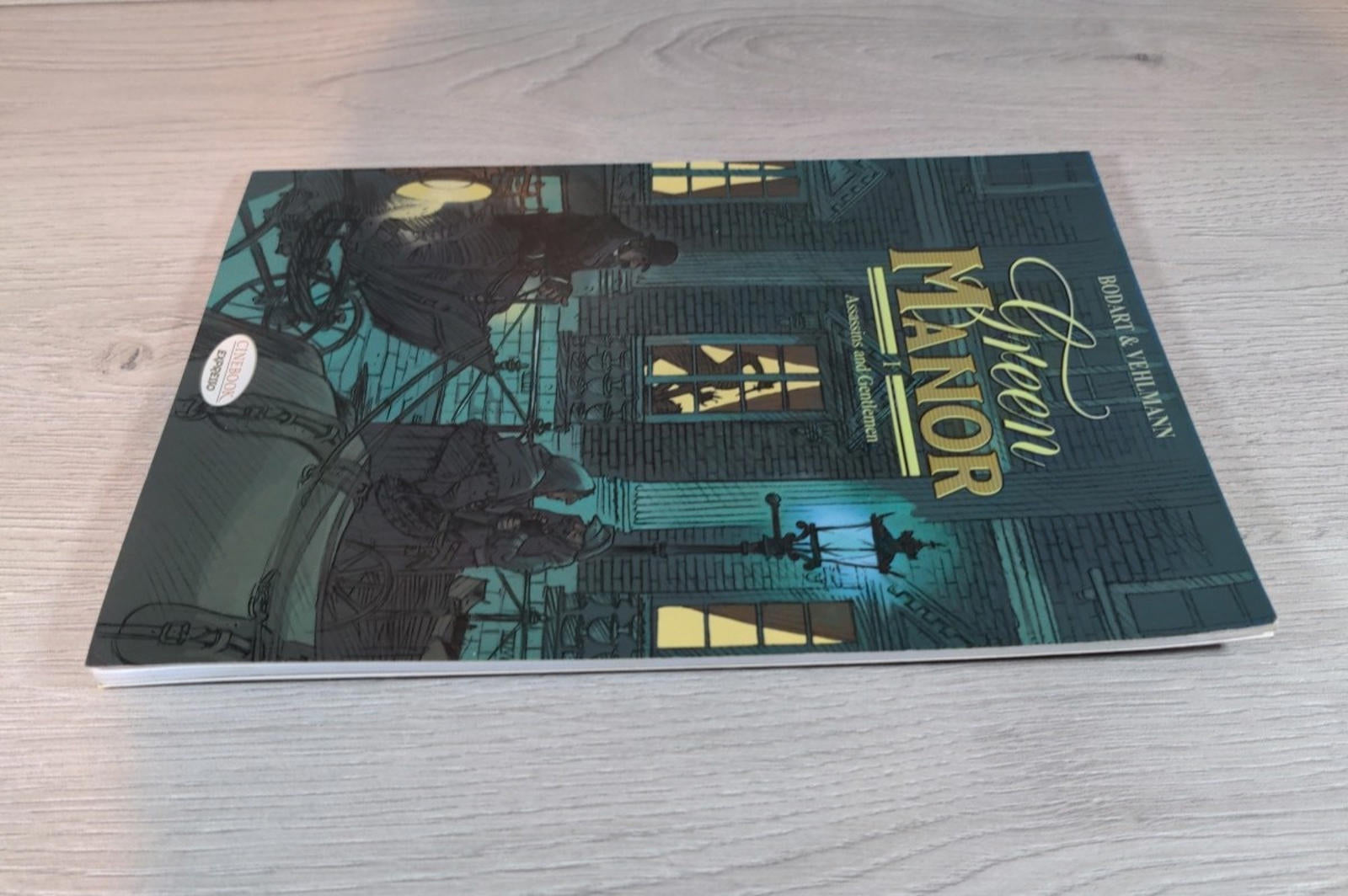 Green Manor Vol 1 Assassins and Gentlemen Bodart & Vehlamann Cinebook Espresso - Retrorama UK
