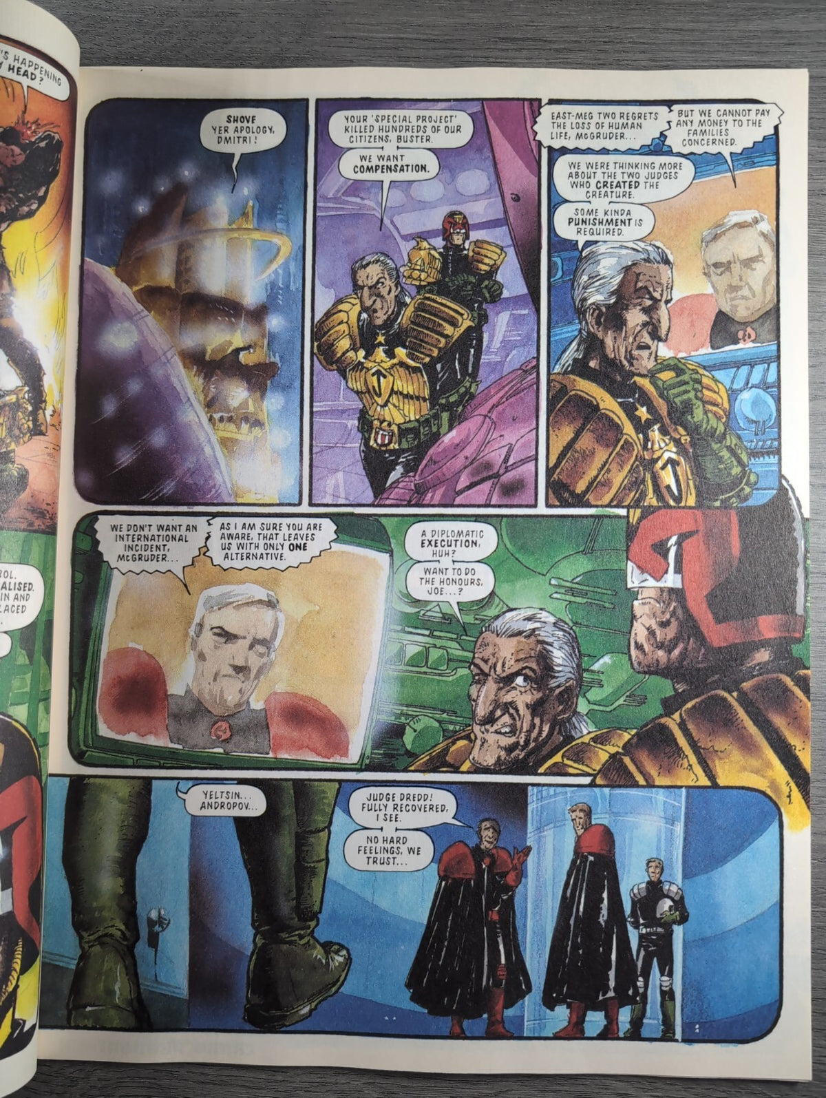 2000AD Prog 871 Featuring Judge Dredd Comic 21st Jan 1994 Vintage Retro Comic