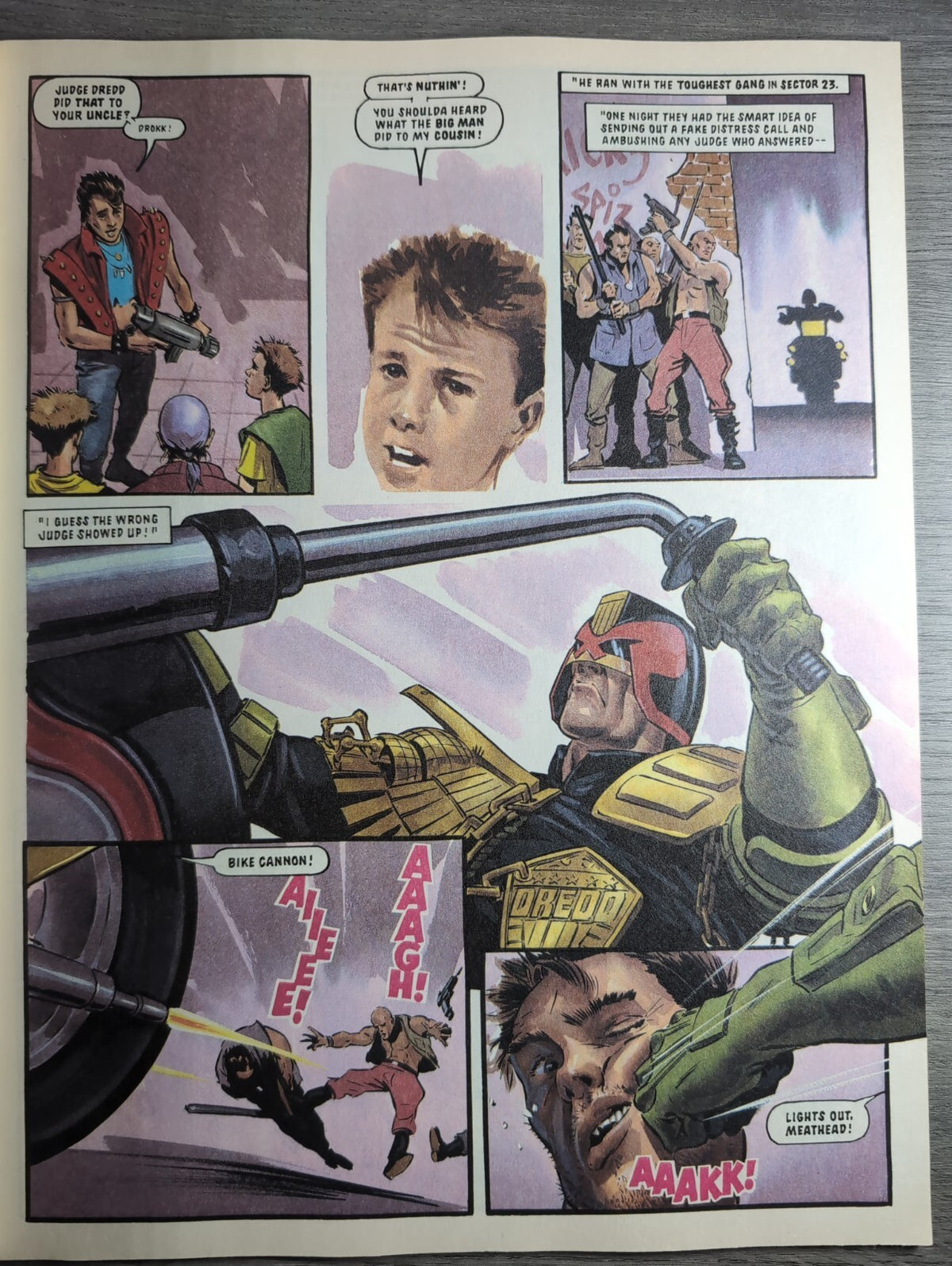 2000AD Prog 840 Featuring Judge Dredd Comic 19th June 1993 Vintage Retro Comic