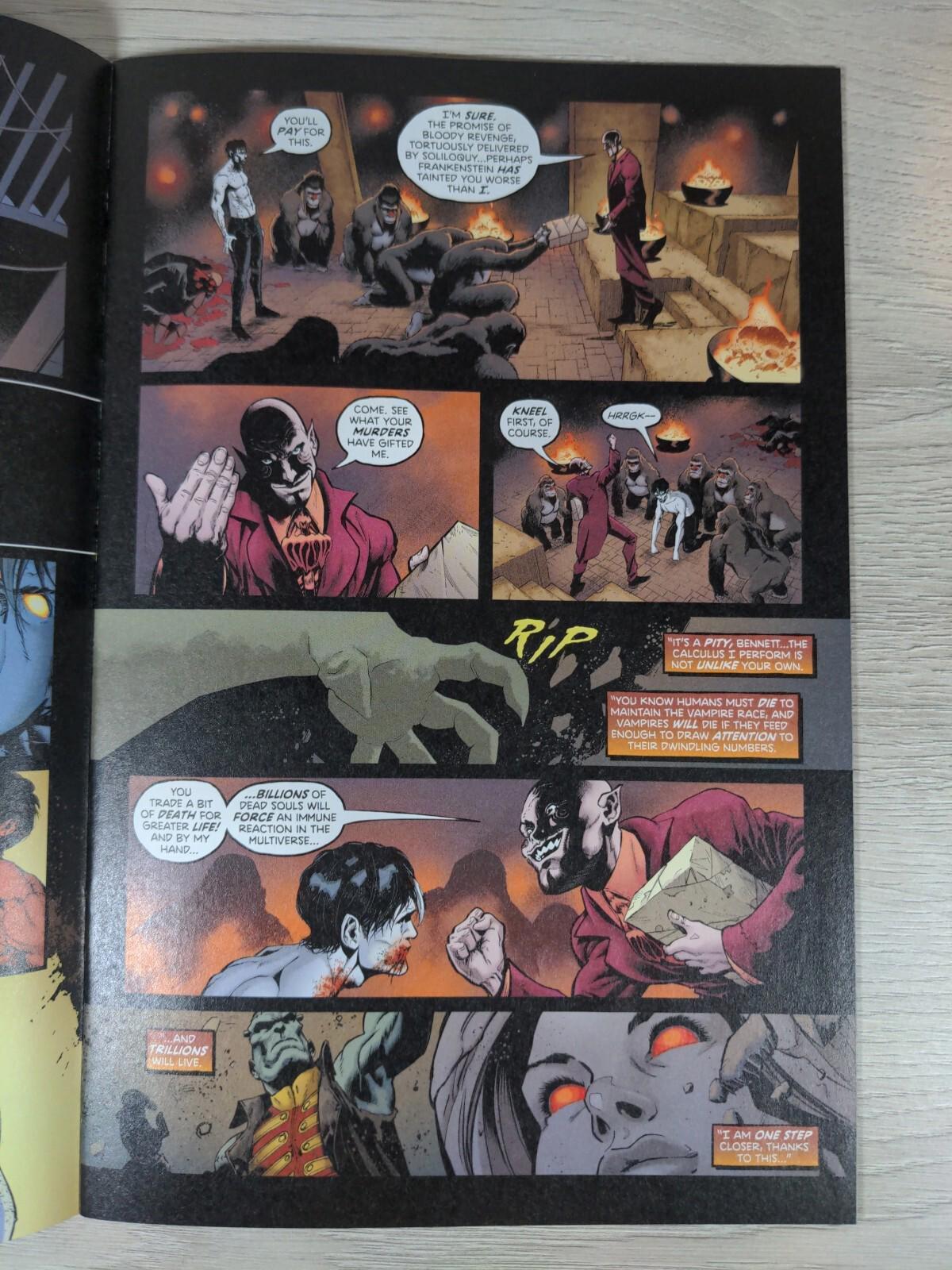 DC Universe: Gotham City Monsters Comic Issue No 3 Battle With Batwoman - 2019 - Retrorama UK