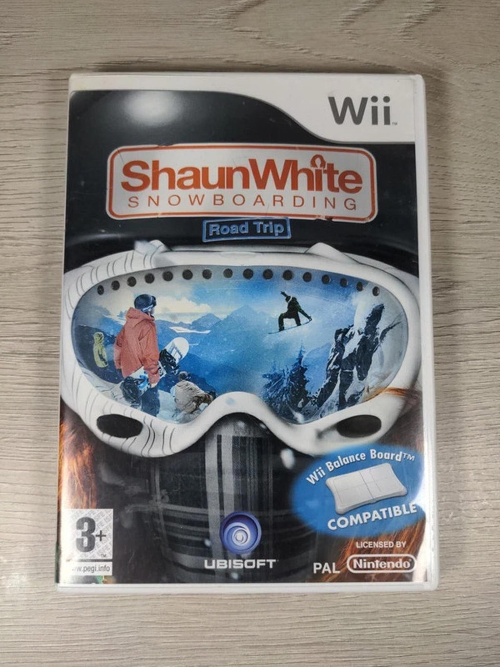Shaun White Snowboarding Road Trip Nintendo Wii Game & Manual