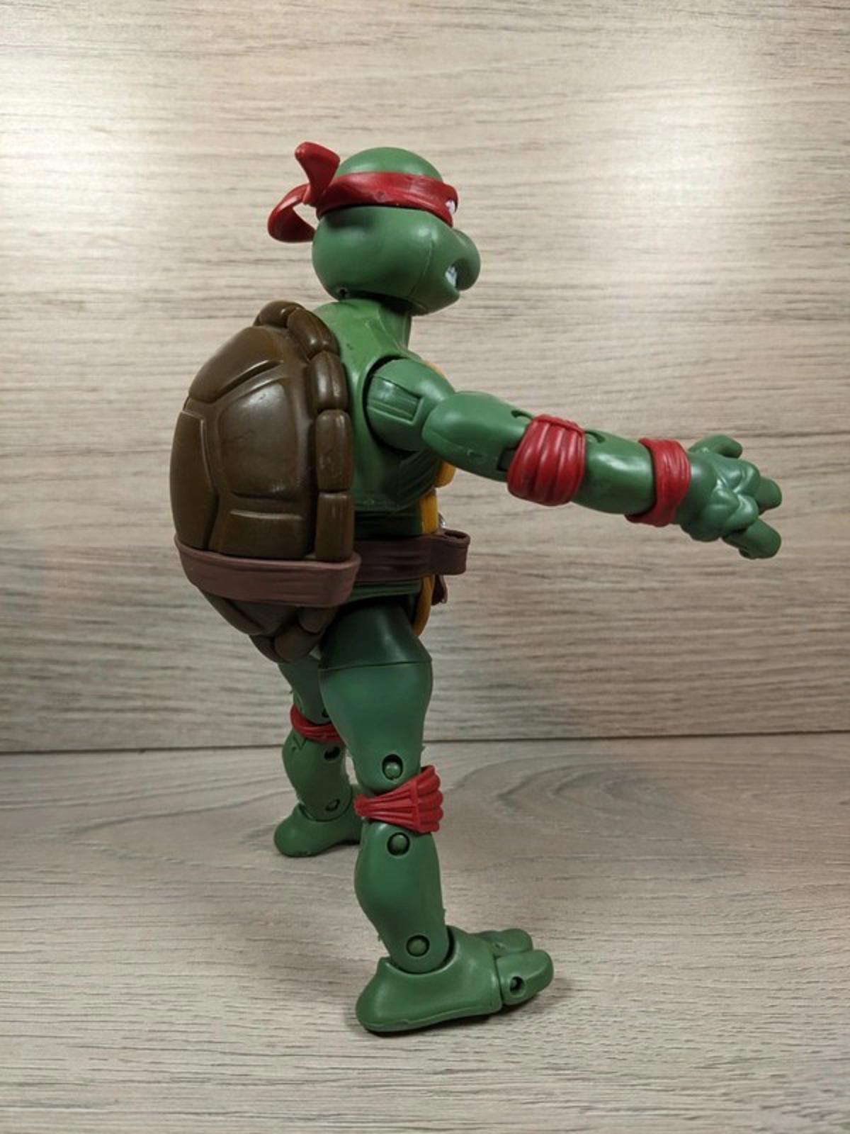Teenage Mutant Ninja Turtle Figure Playmates 16cm Tall