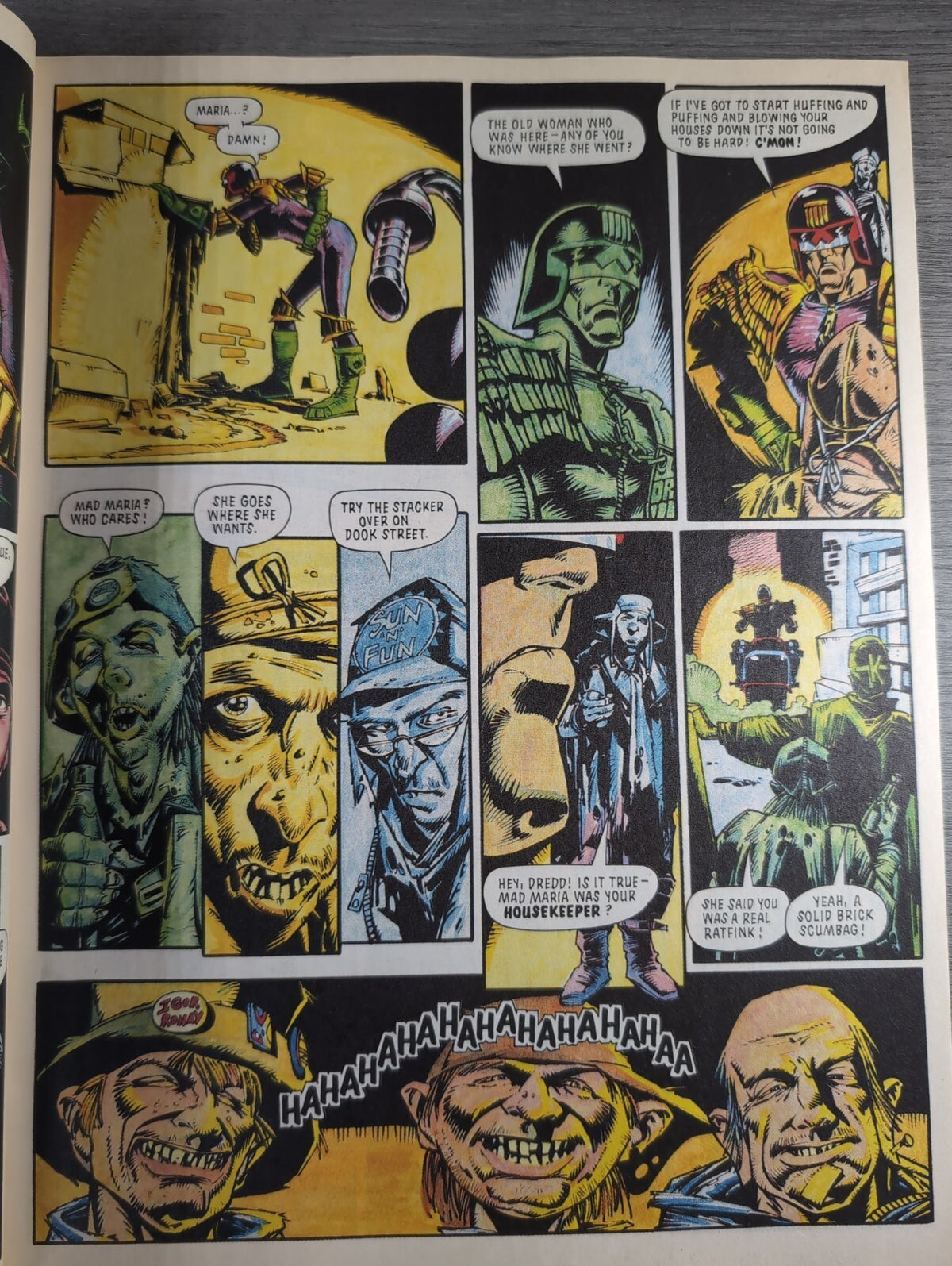 2000AD Prog 644 Featuring Judge Dread Comic 16th Sept 1989 Vintage Retro Comic - Retrorama UK