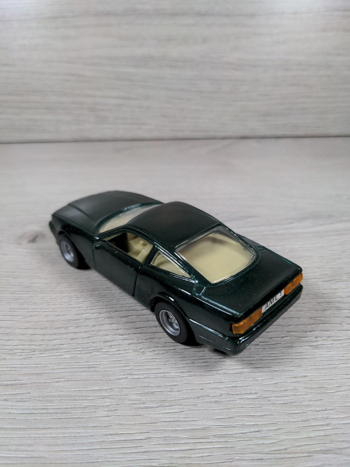 Shell Garage Sports Car Collection Aston Martin Virage Dicast Car Vintage Retro