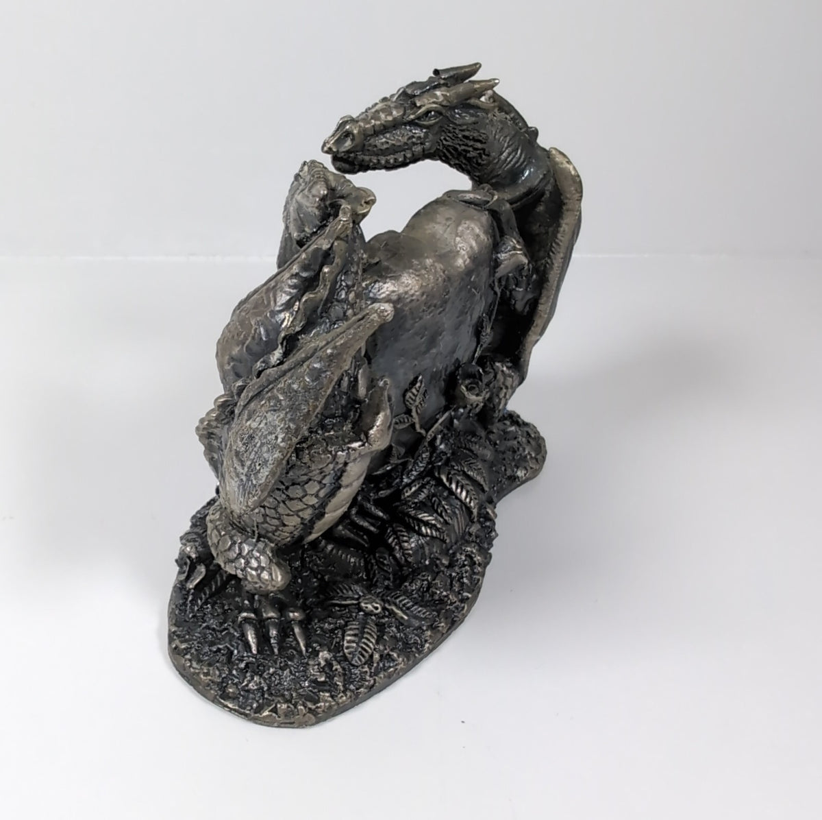 Myth & Magic Romancing The Dragon 3846 The Tudor Mint Pewter Metal Figure