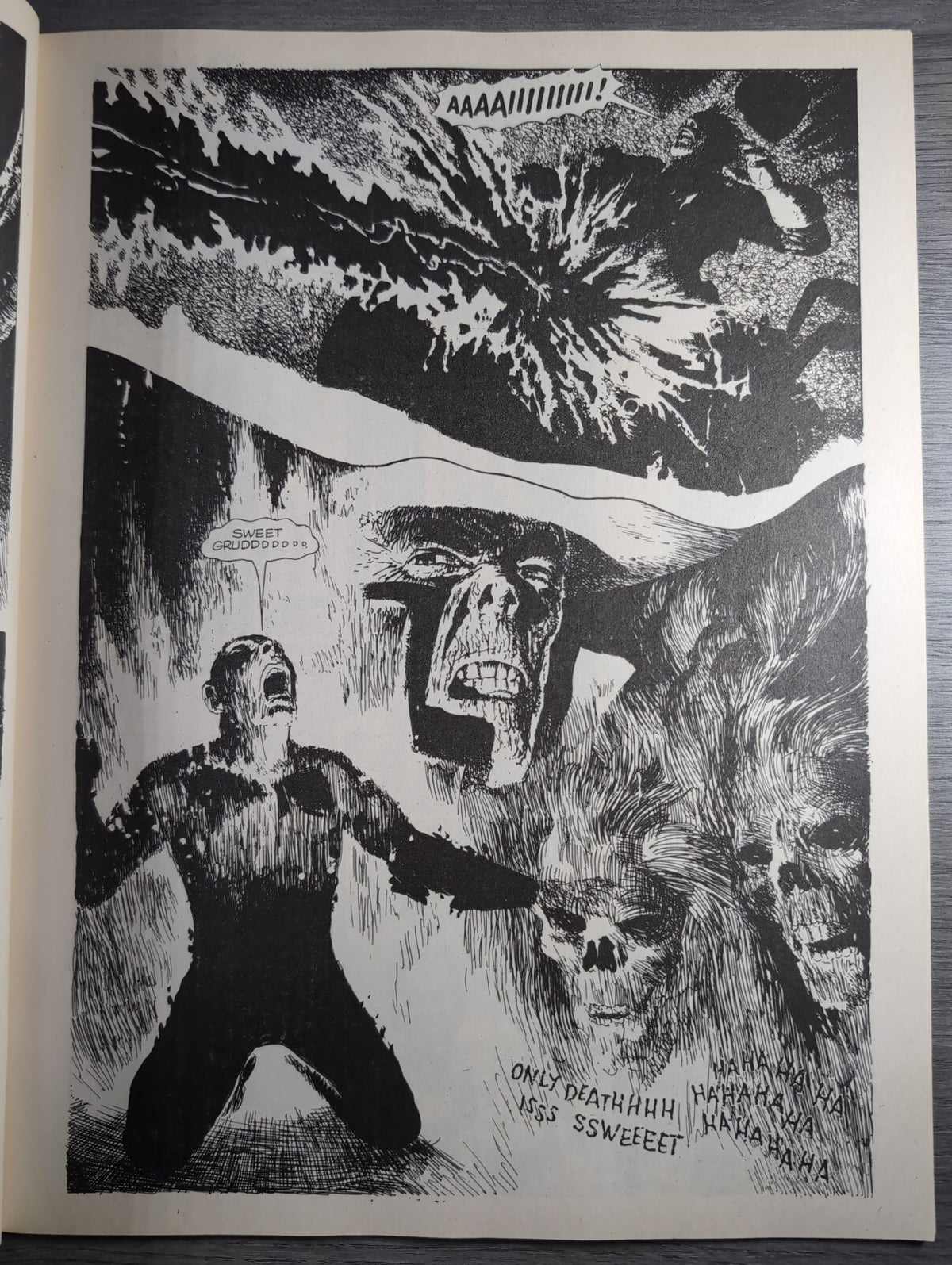 2000AD Prog 660 Featuring Judge Dread Comic 6th Jan 1990 Vintage Retro Comic - Retrorama UK