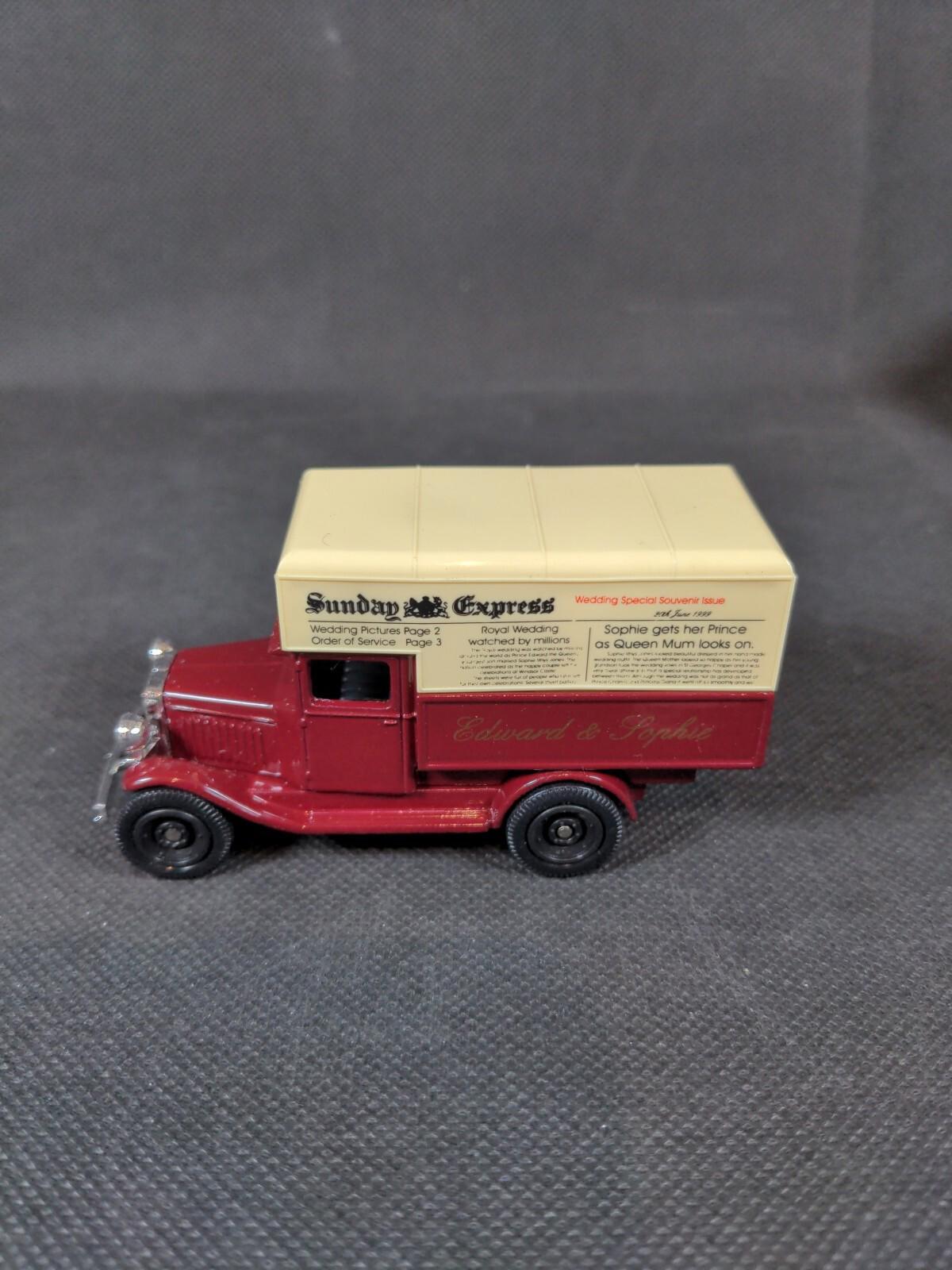 Oxford Diecast - Ltd Edition 1:43 Express Royal Collection Model C024