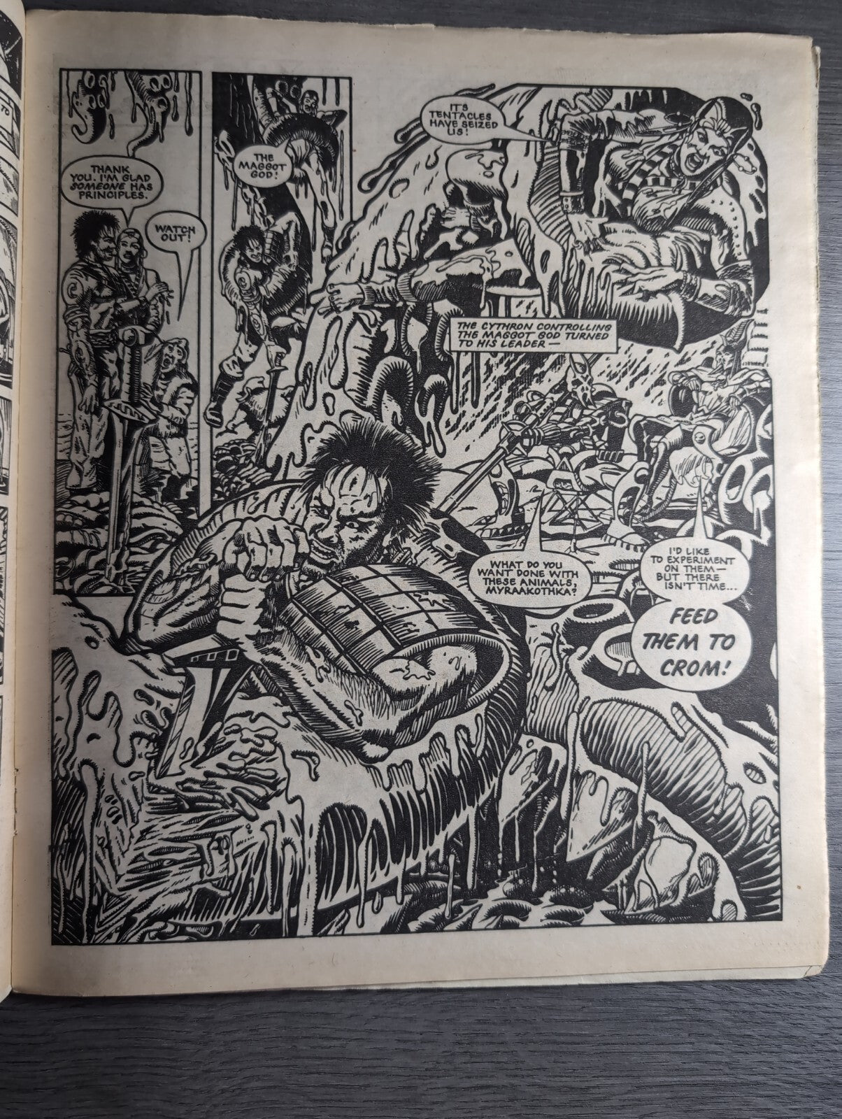 2000AD Prog 414 Featuring Judge Dread Comic 20 April 1985 Vintage Retro Comic