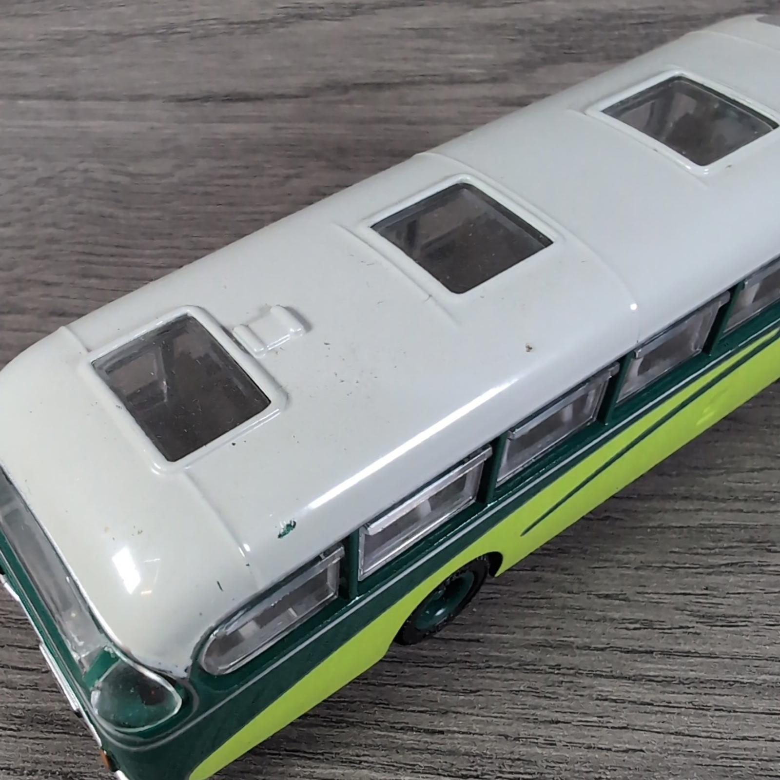 Exclusive First Editions EFE Bedford Duple Vega 18712 Diecast Model 1:76 Scale