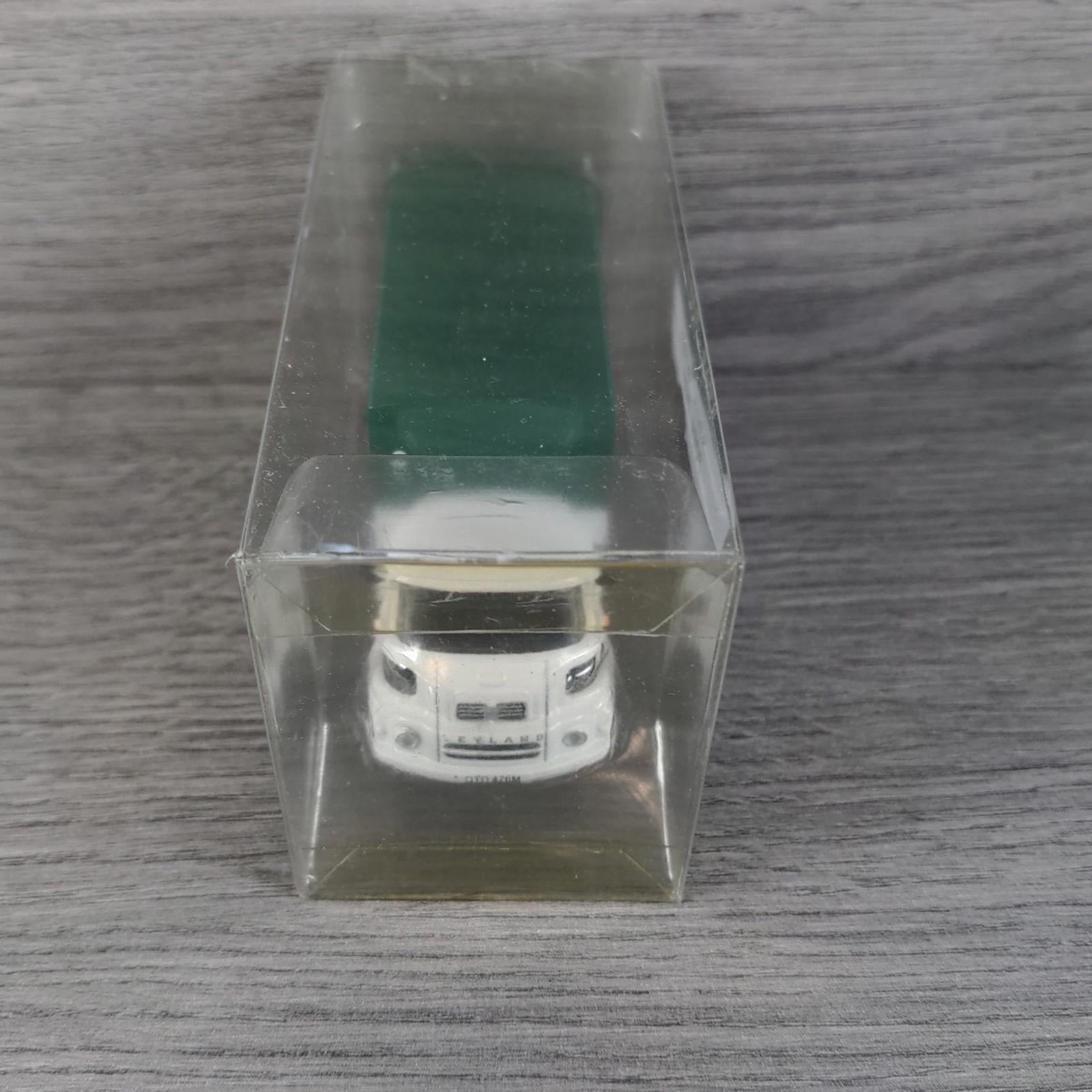 Base Toys Ltd D40 Leyland FG Van Pork Farms 1:76 Scale Die-Cast Model