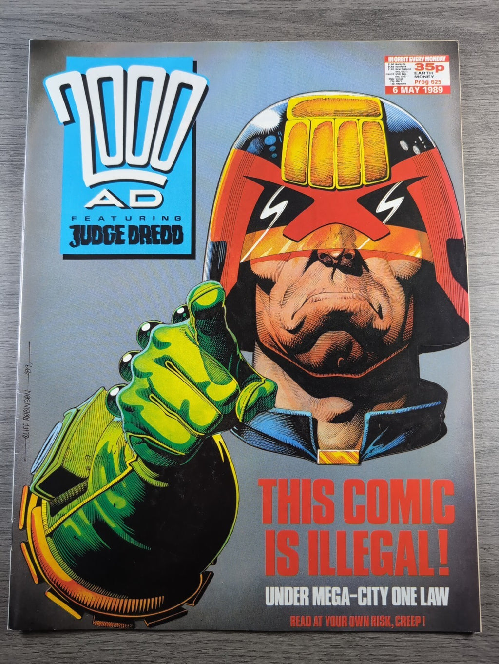 2000AD Prog 625 Featuring Judge Dread Comic 6th May 1989 Vintage Retro Comic