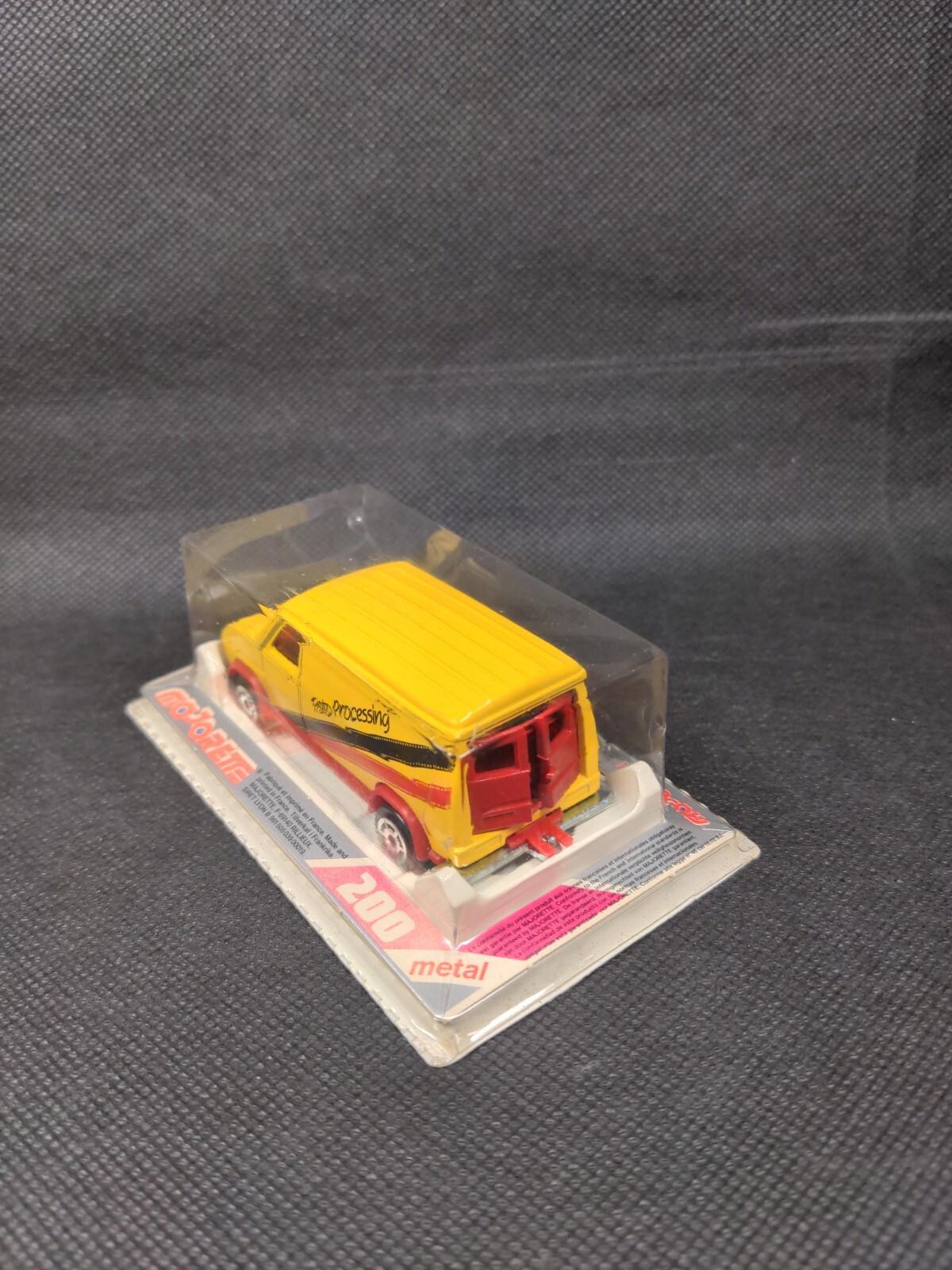 Majorette 200 Series Foto Processing Diecast Van Sealed Blister Pack 1:64 Scale
