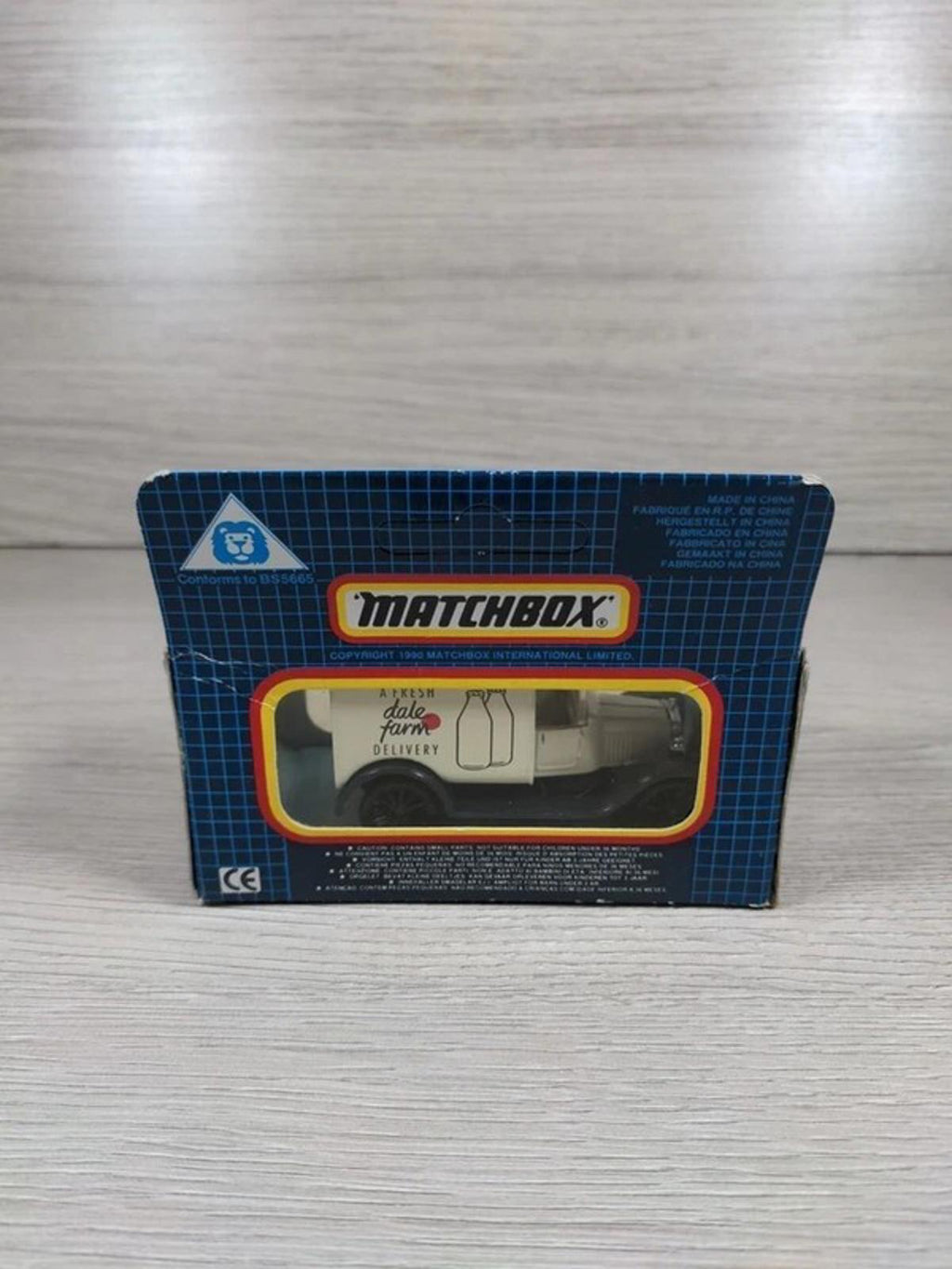 Matchbox MB-44 1921 Model 'T' Ford Diecast Van Dales Farm Sealed Box