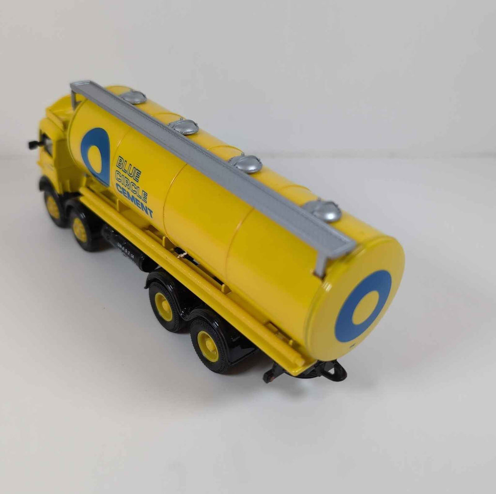 Corgi Classic Road Transport 97930 ERF Tanker Blue Circle Die-Cast Model