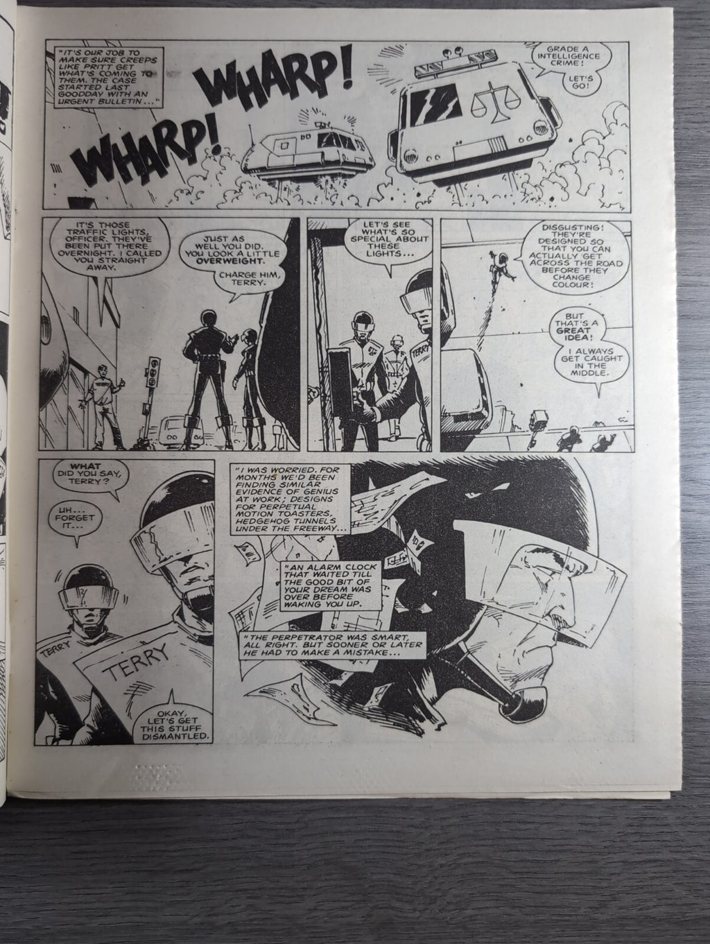 2000AD Prog 479 Featuring Juddge Dread Comic Date 19th July 1986 Vintage Comics