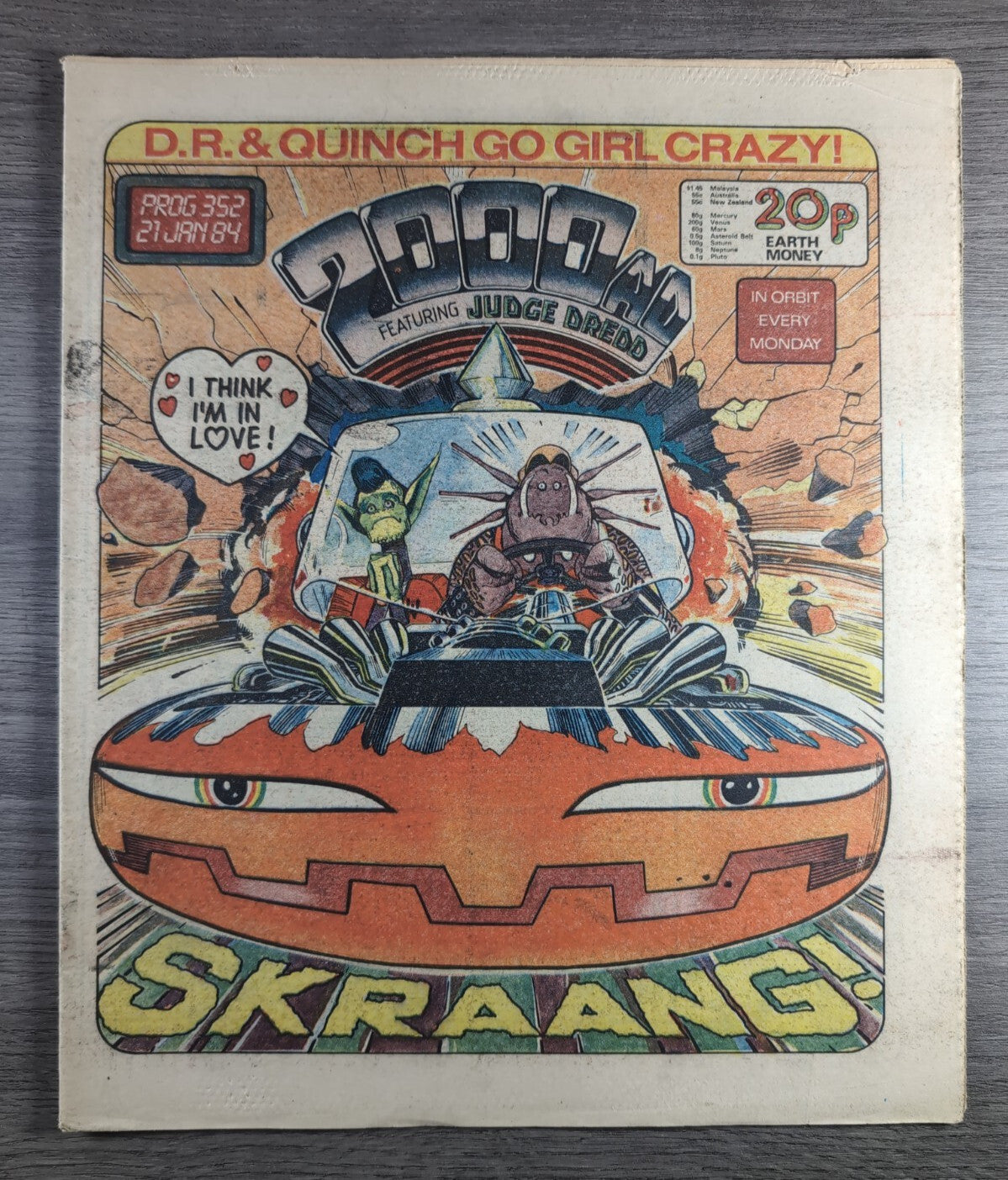 2000AD Prog 352 Featuring Judge Dredd Comic 21st Jan 1984 Vintage Retro Comic