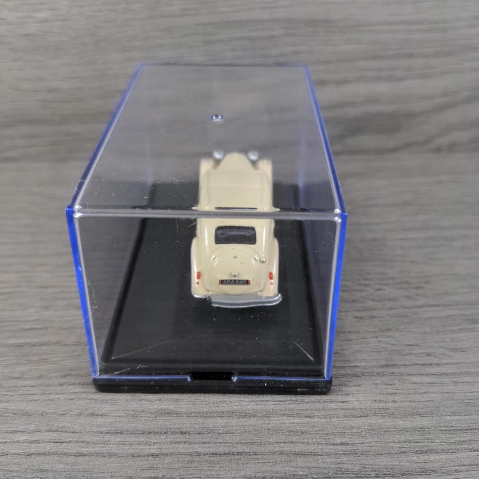 Oxford Automobile Company Ivory Riley Kestrel 1:76 Scale Die-Cast Model