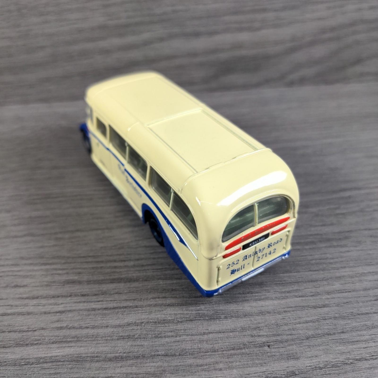 Exclusive First Editions EFE Bedford OB Coach 20109 Diecast Model 1:76 Scale