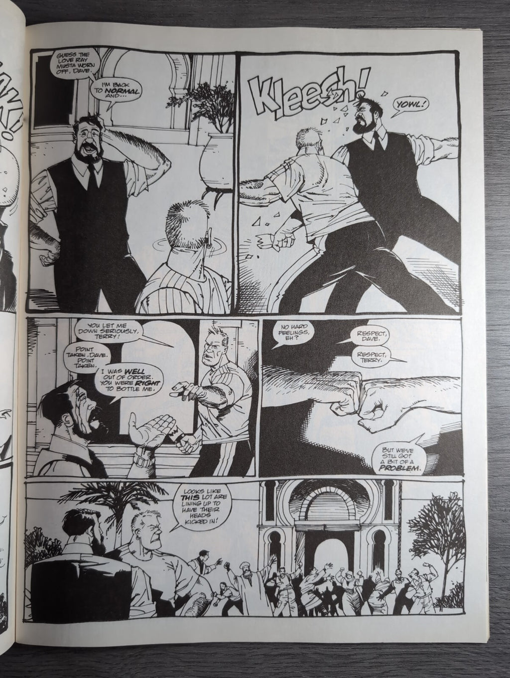 2000AD Prog 845 Featuring Judge Dredd Comic 24th July 1993 Vintage Retro Comic