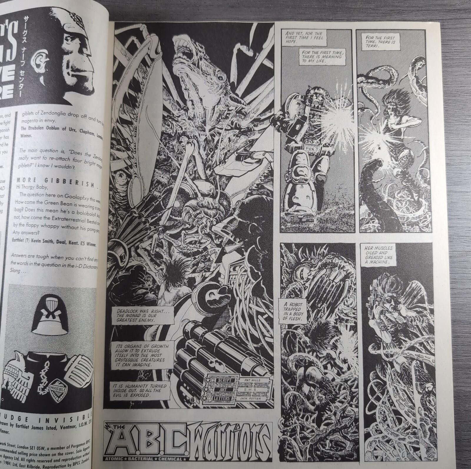 2000AD Prog 560 Featuring Judge Dredd 6th February 1988 Vintage Comic