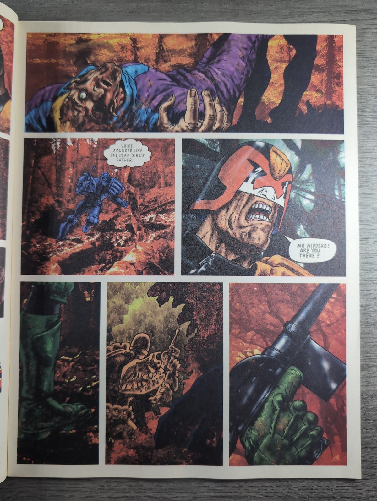2000AD Prog 909 Featuring Judge Dredd Comic 14th Oct 1994 Vintage Retro Comic