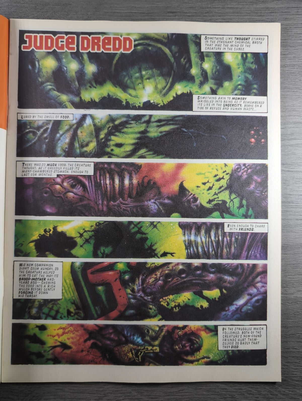 2000AD Prog 887 Featuring Judge Dredd Comic 13th May 1994 Vintage Retro Comic