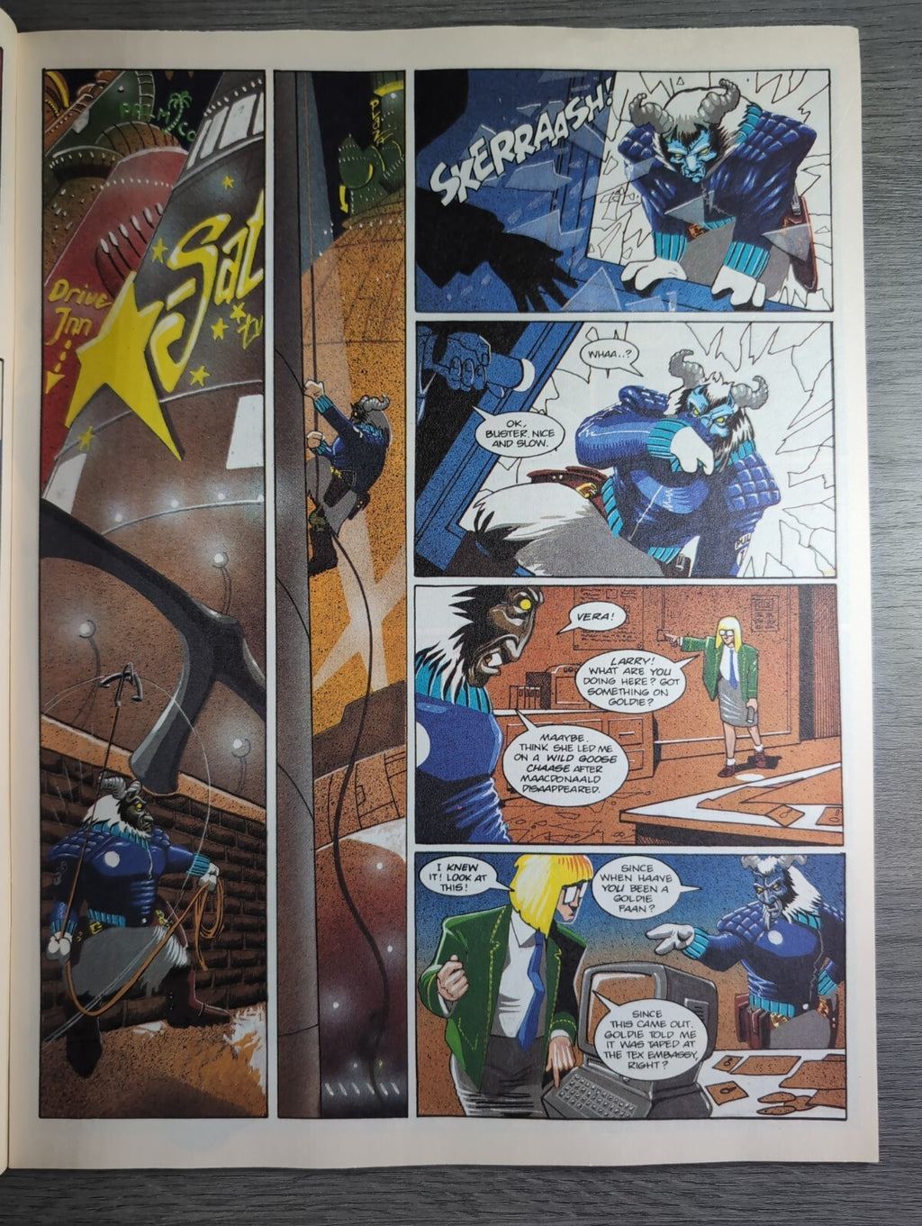 2000AD Comic Featuring Judge Dredd  Prog 819 23rd Jan 1993 Vintage Retro Comics