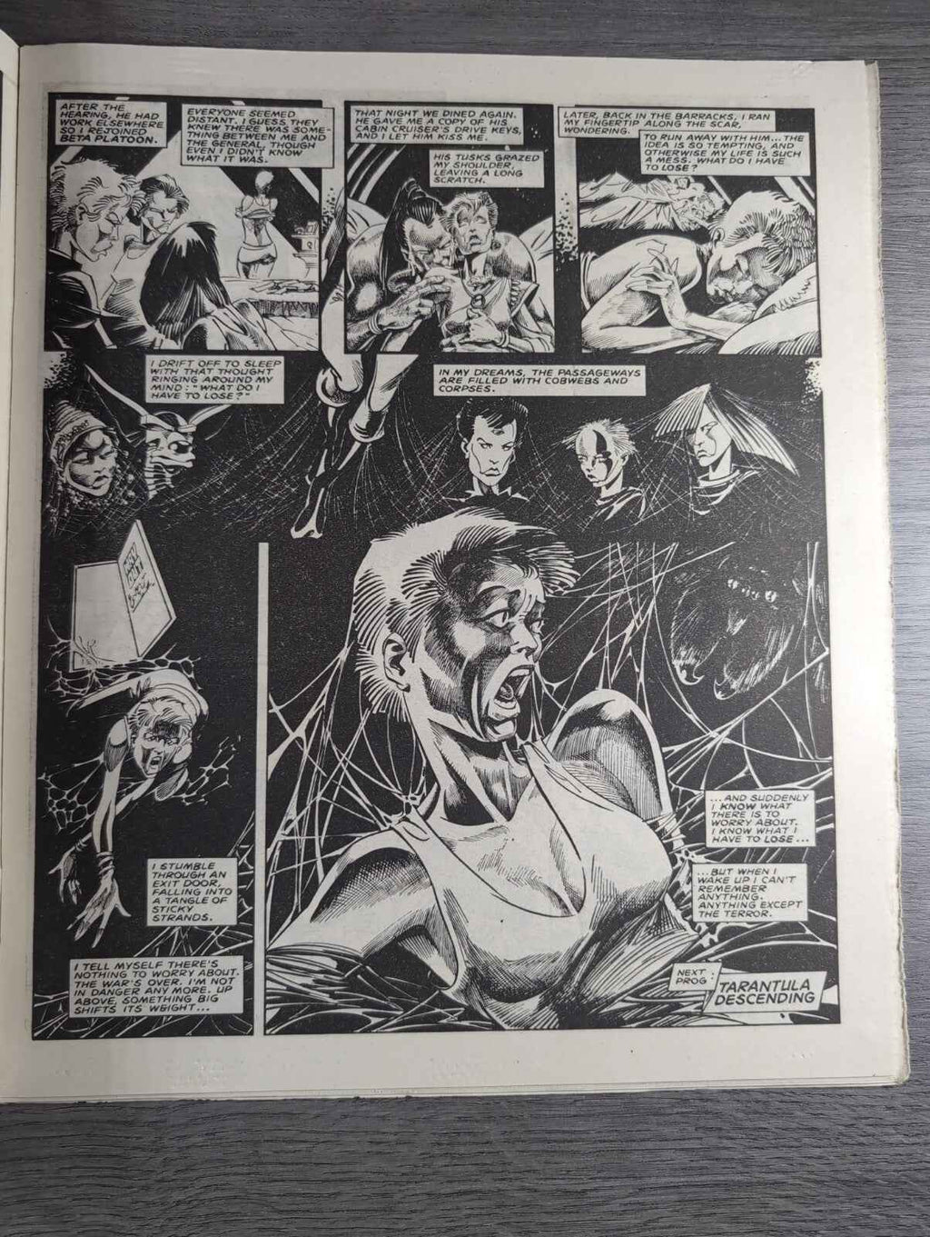 2000AD Prog 465 Featuring Judge Dread Comic 12th April 1986 Vintage Retro Comic