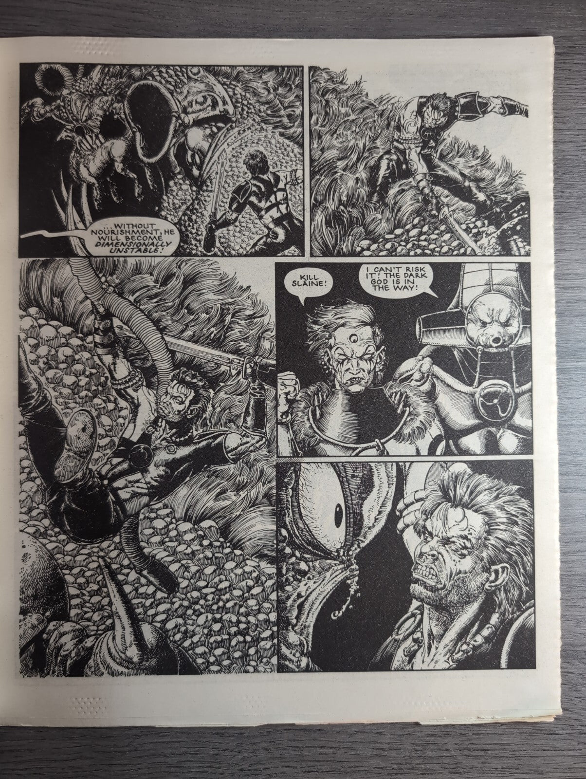 2000AD Prog 460 Featuring Judge Dread Comic 8th March 1986 Vintage Retro Comic