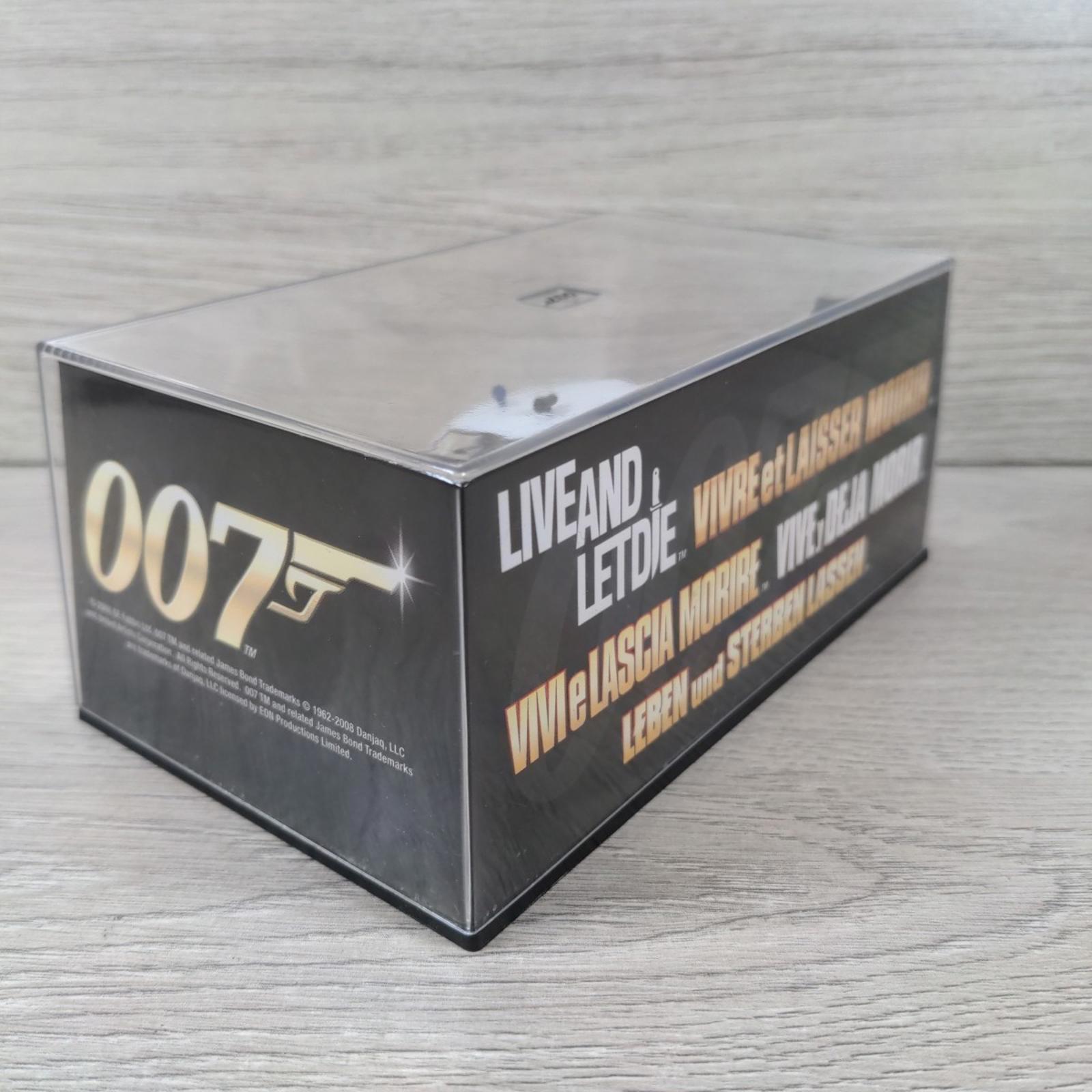 Eaglemoss James Bond 007 Chevrolet Nova Live And Let Die Diecast Car 1:43 Scale