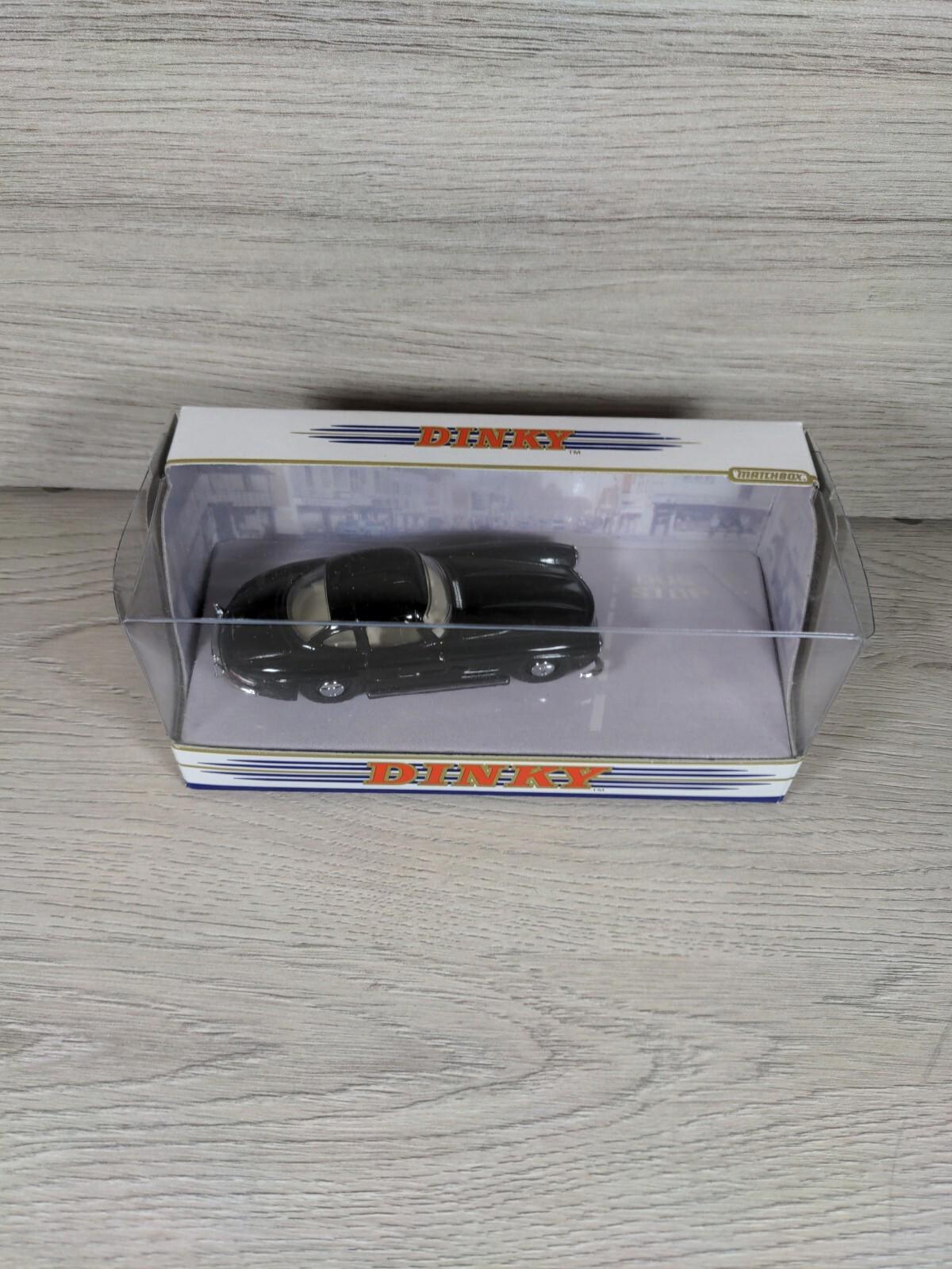 The Dinky Collection DY-12B 1955 Mercedes Benz 300SL Gullwing 1:43 Diecast Matchbox Car