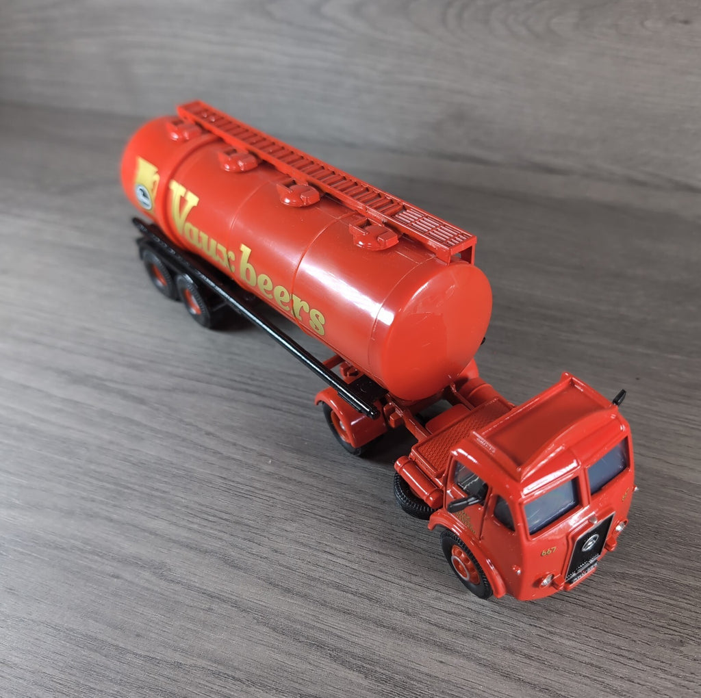Corgi Classics 27901 Atkinson Articulated Tanker Set Vaux Breweries