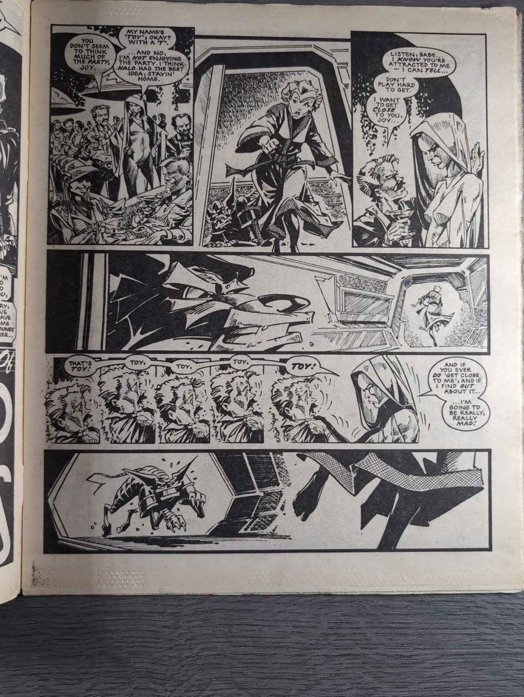 2000AD Prog 412 Featuring Judge Dread Comic 6th April 1985 Vintage Retro Comic