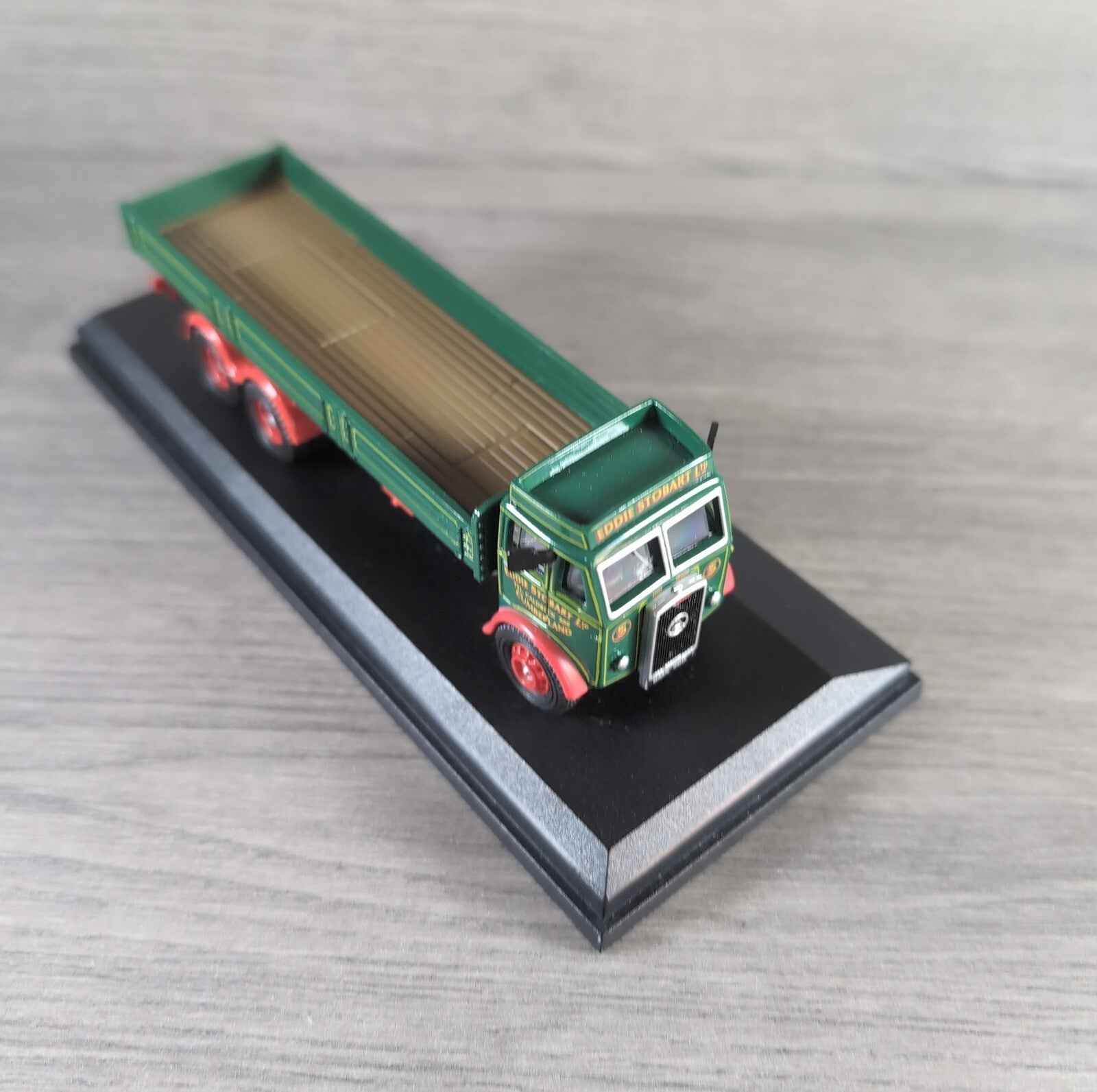 Atlas Editions Eddie Stobart Atkinson 3 Axle Dropside Die-Cast Model